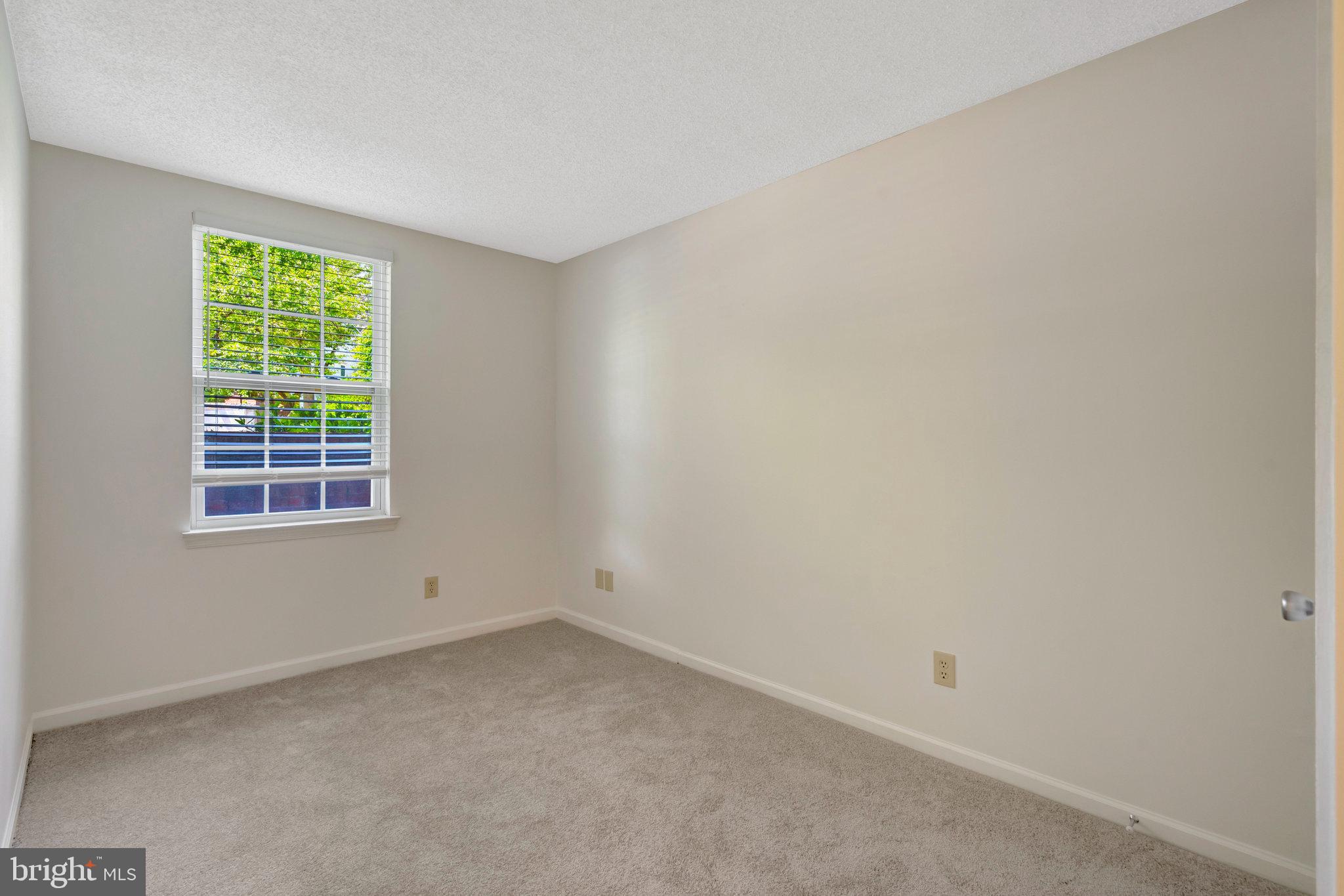 HEIGHTS AT PENDERBROOK - Residential