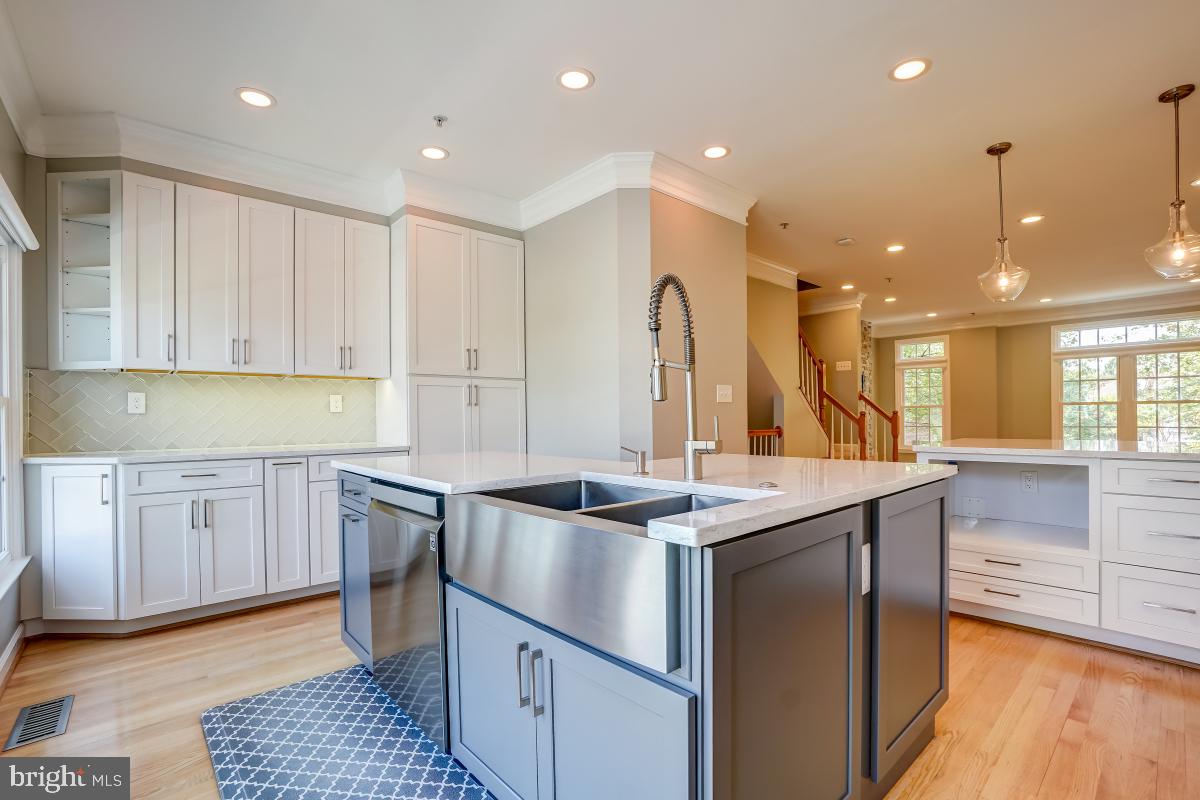 FALLSGROVE - Residential