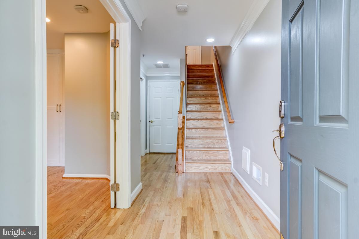 FALLSGROVE - Residential