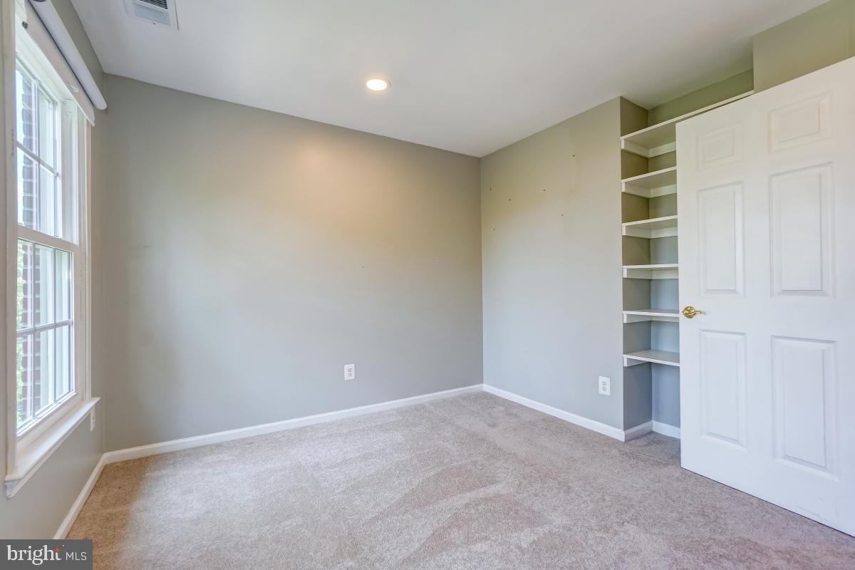 FALLSGROVE - Residential