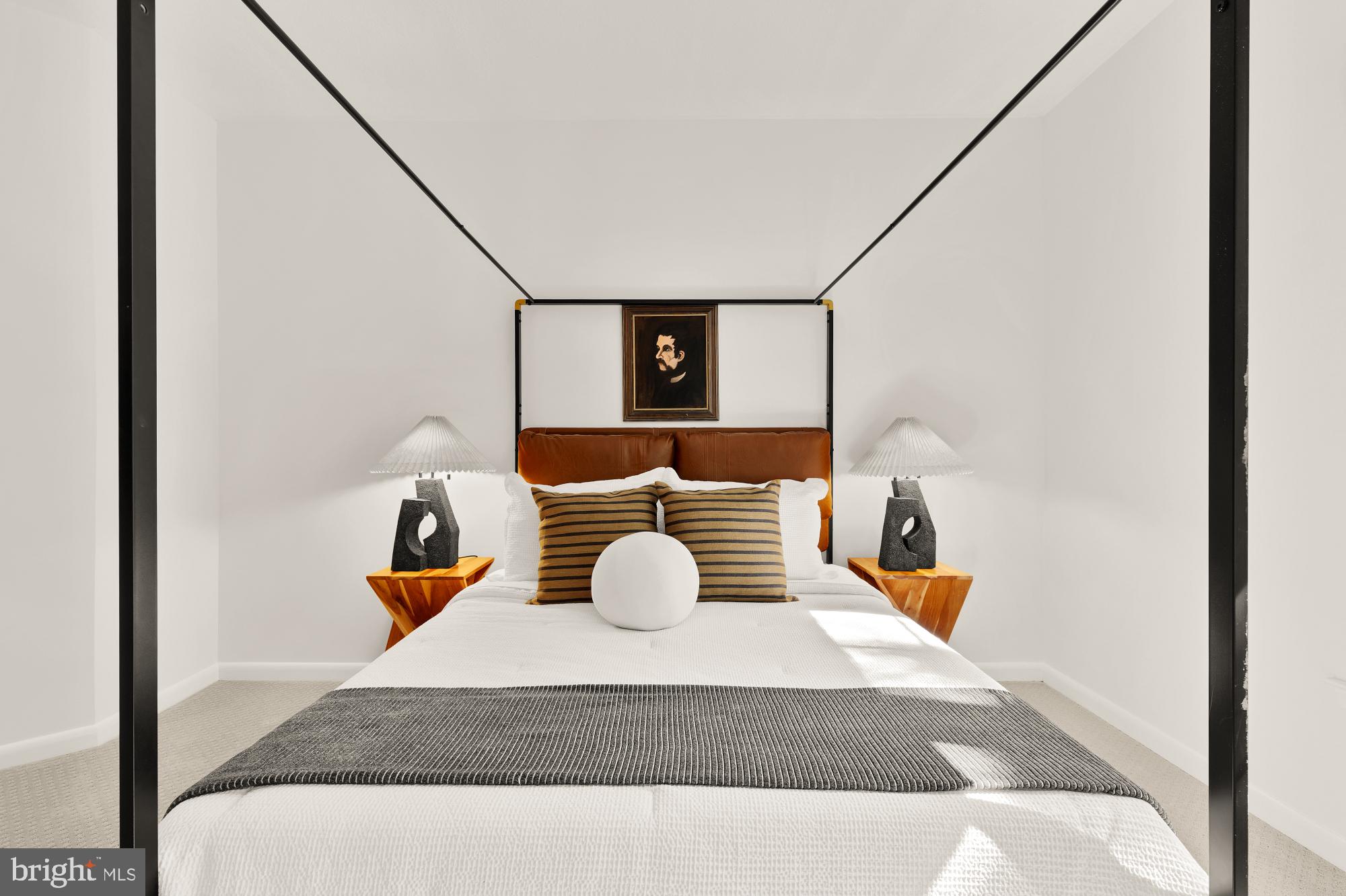 CLARENDON - Residential