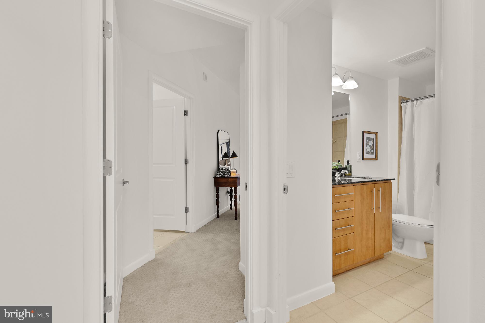 CLARENDON - Residential