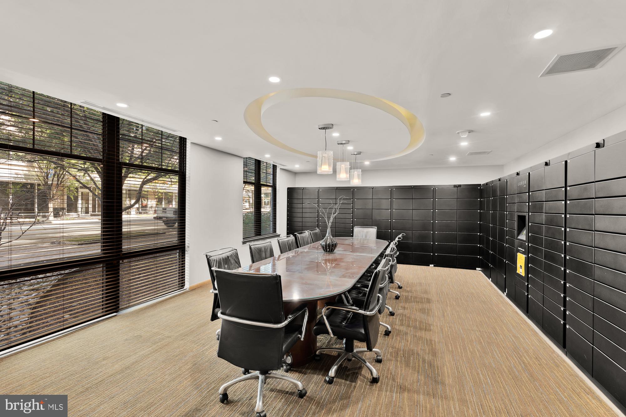 CLARENDON - Residential