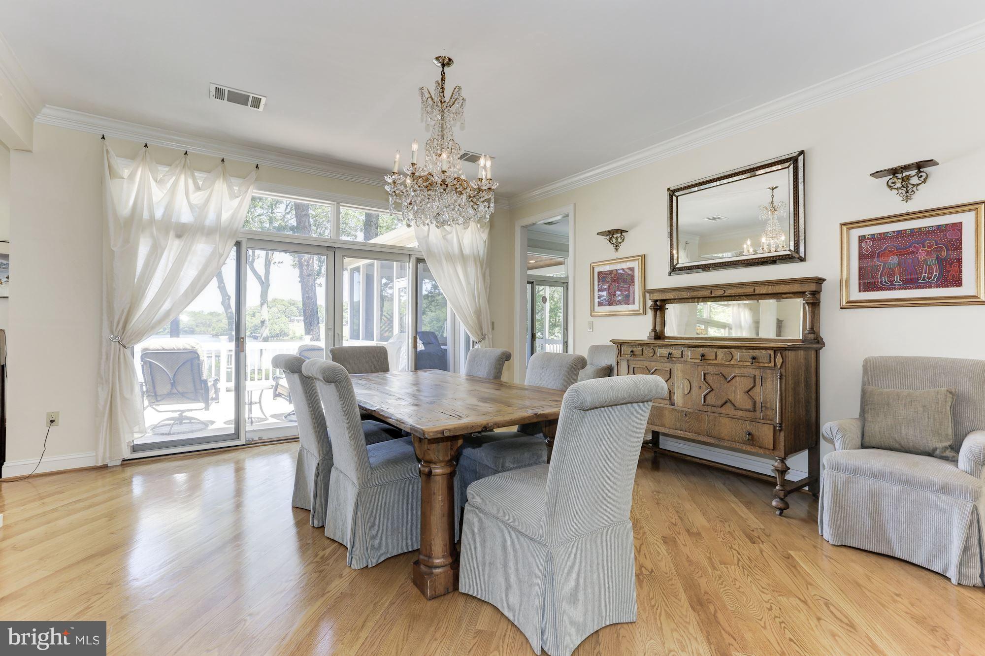 SOUTHDOWN SHORES - Residential