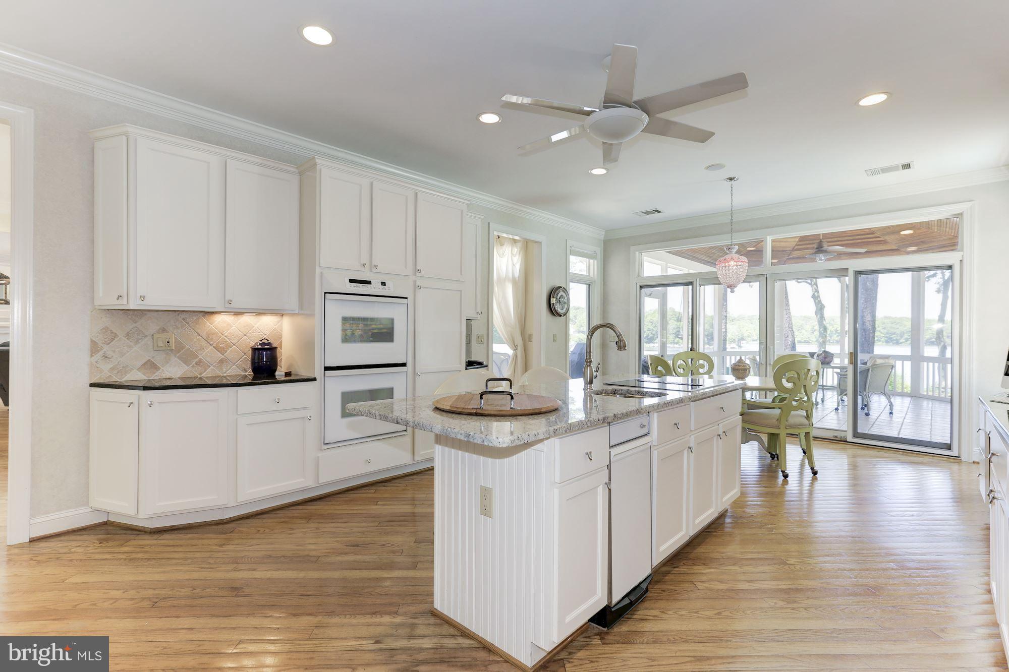 SOUTHDOWN SHORES - Residential