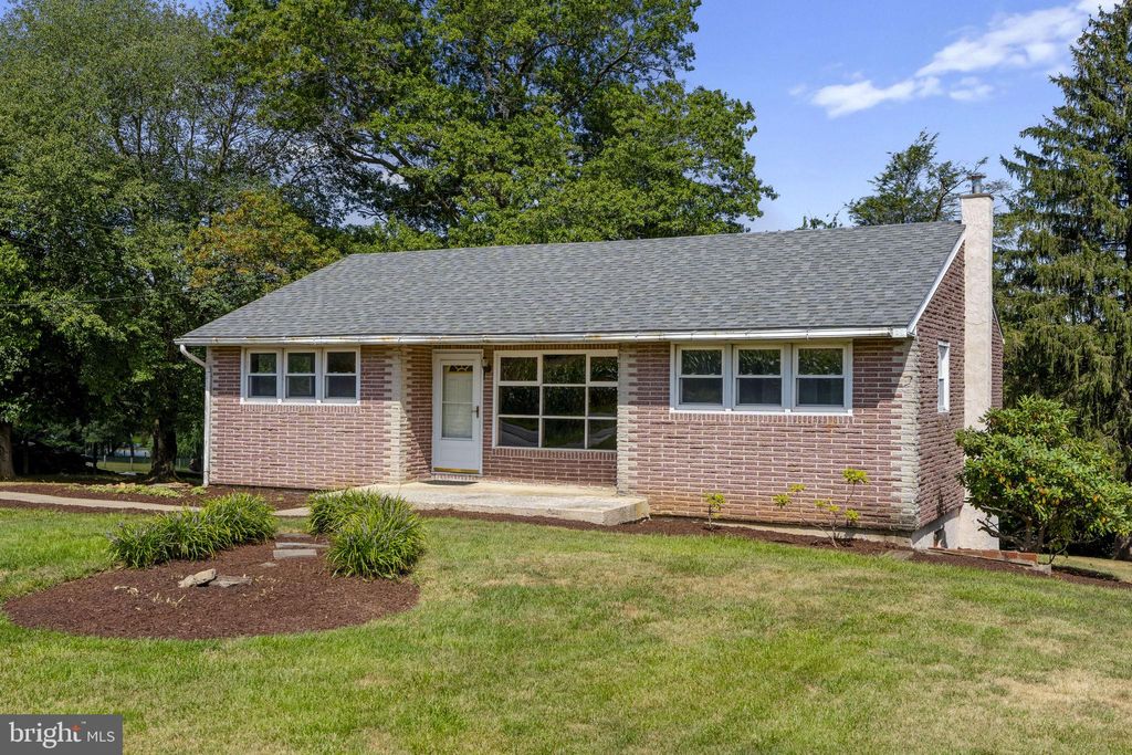 Photo of 189 Octorara Road, PARKESBURG, PA 19365 (MLS # PACT2112056)