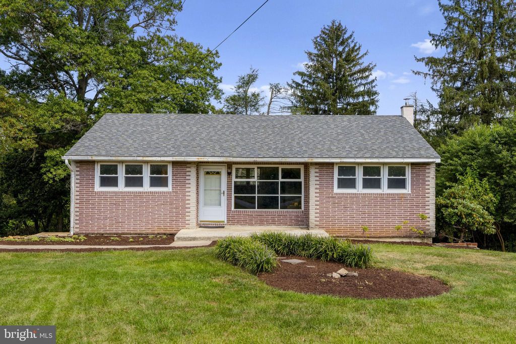 Photo of 189 Octorara Road, PARKESBURG, PA 19365 (MLS # PACT2112056)
