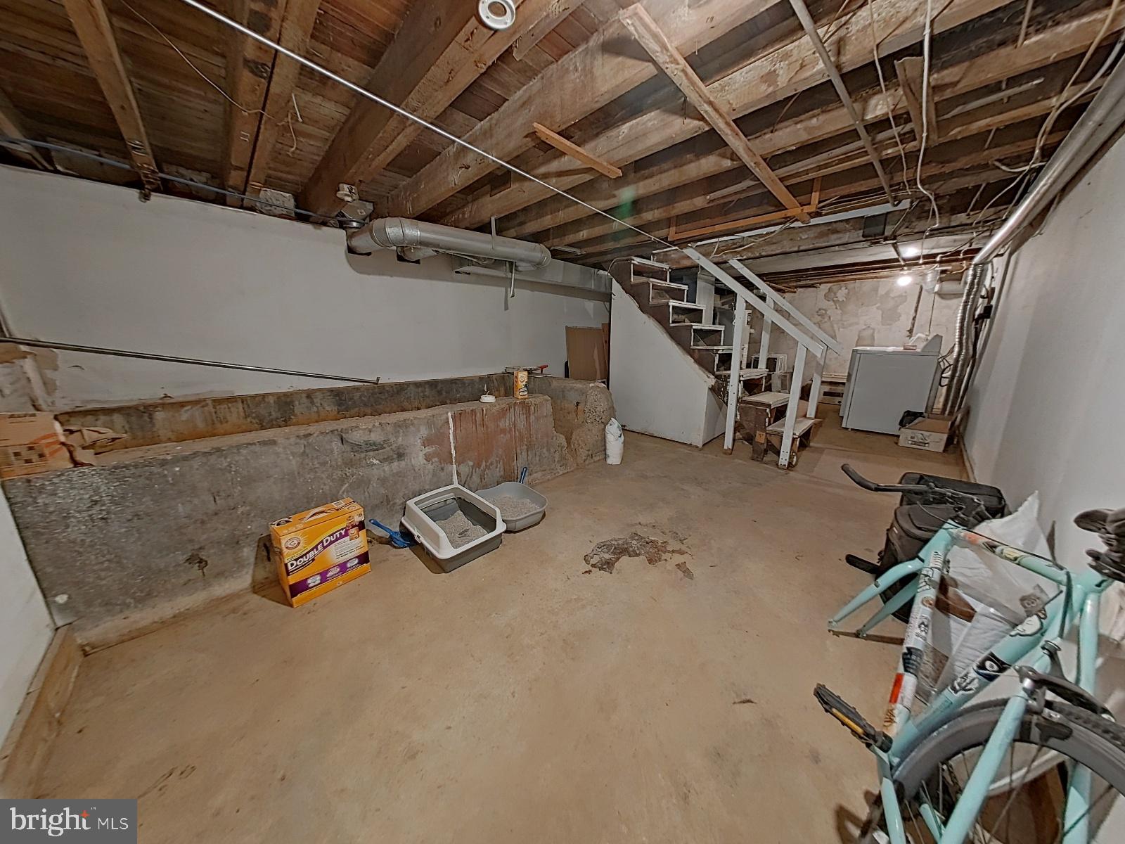 EAST KENSINGTON - Residential