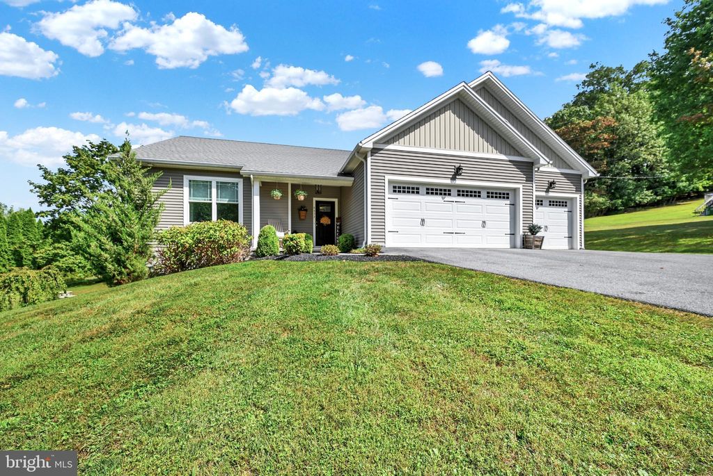 Photo of 6433 REYNOLDS MILL RD, SEVEN VALLEYS, PA 17360 (MLS # PAYK2048792)