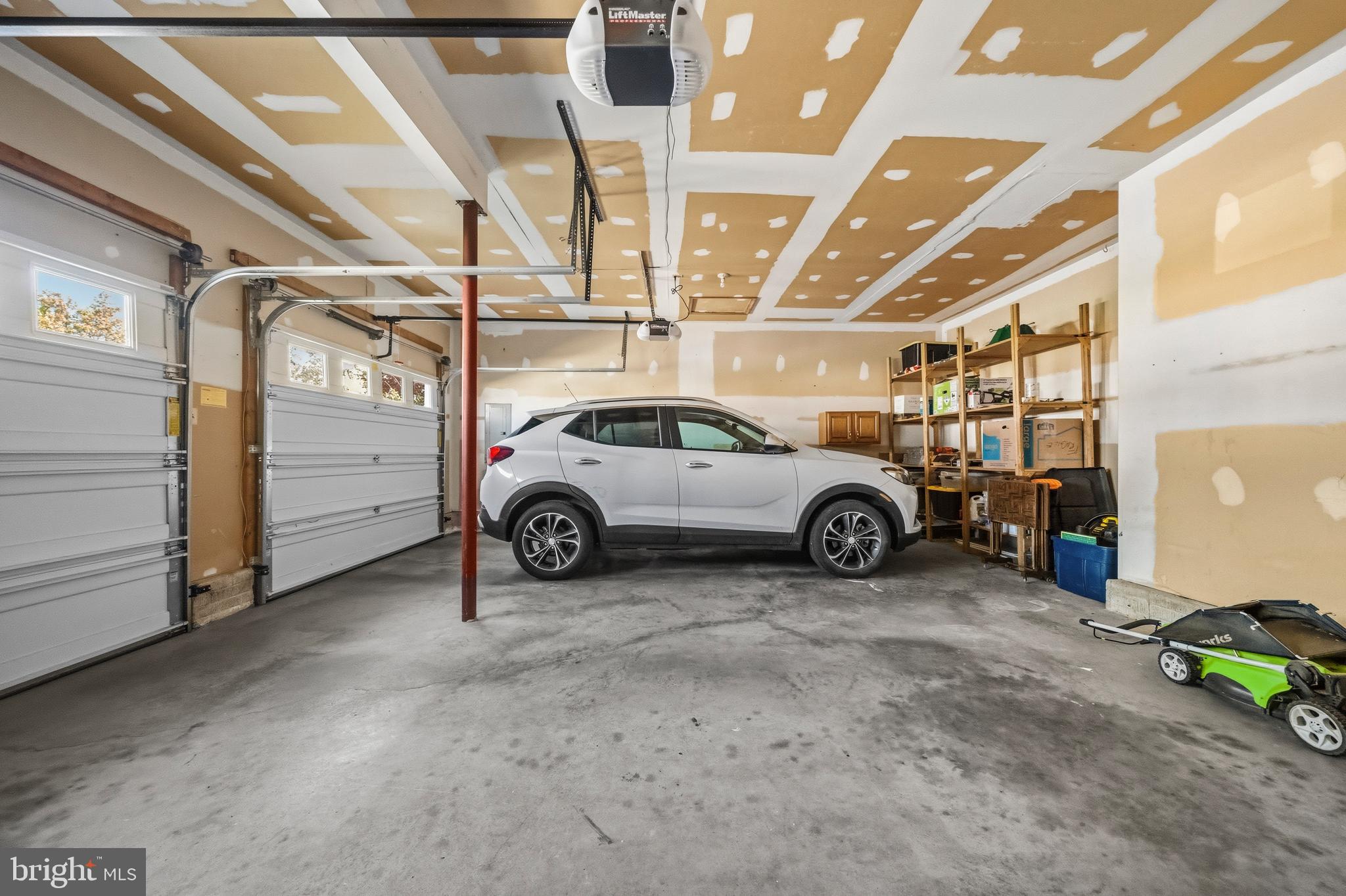 NEW MARKET WEST - Residential