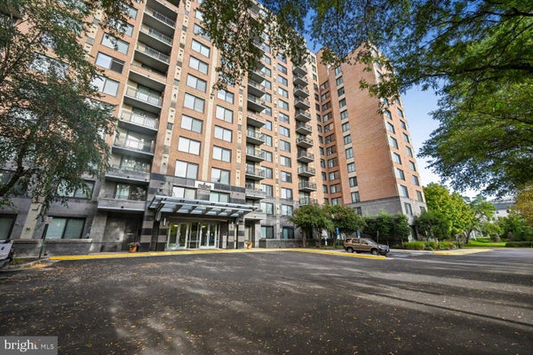 2451 MIDTOWN AVE APT 613, ALEXANDRIA, VA 22303 - Image c0feab6990cc99d971da64bb0d2daa39/2288554376
