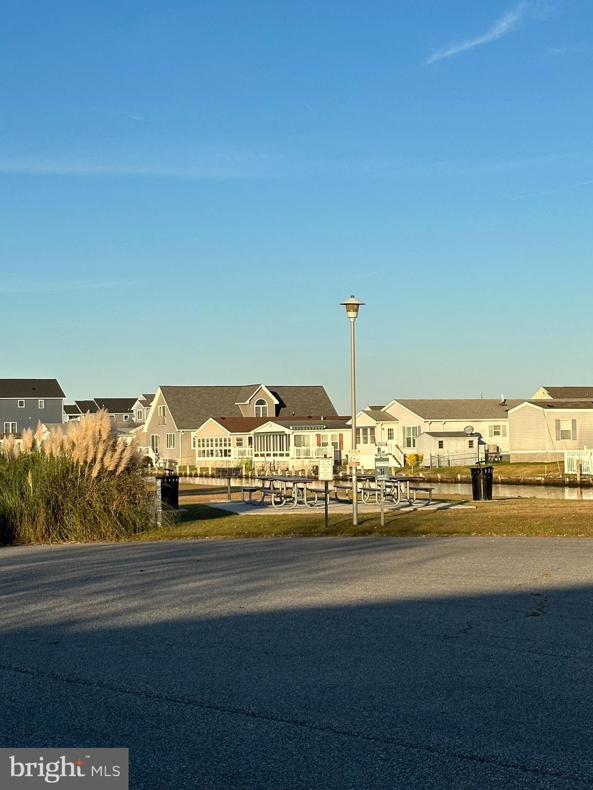 SHADY PARK - Residential