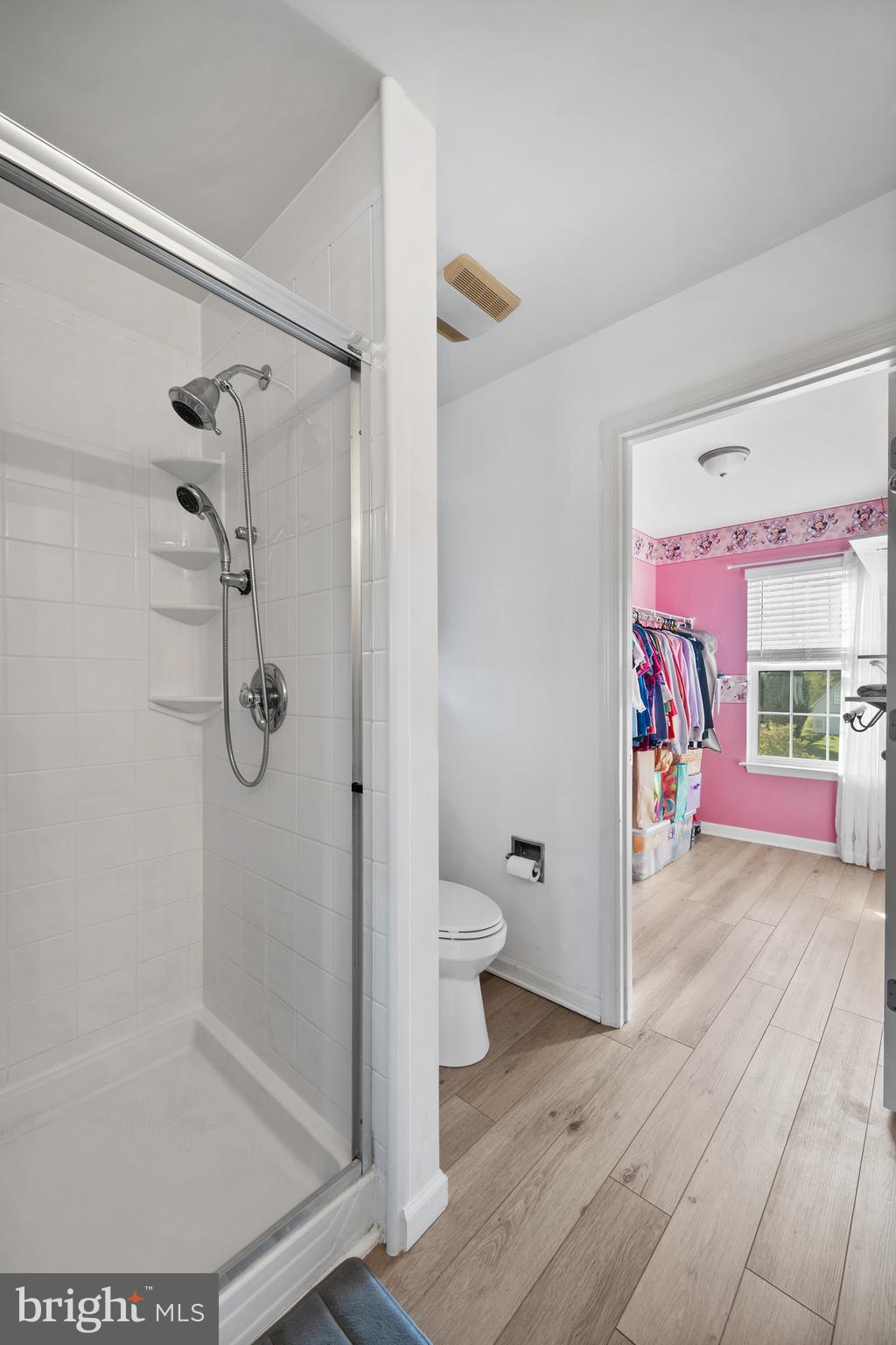 CHIMNEY HILL - Residential