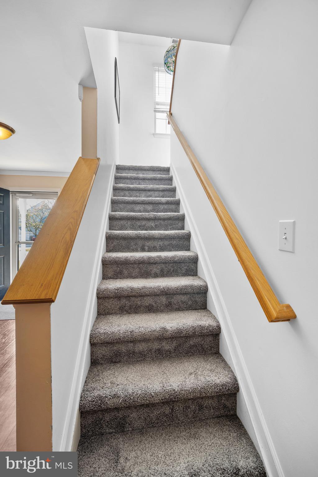 CHIMNEY HILL - Residential