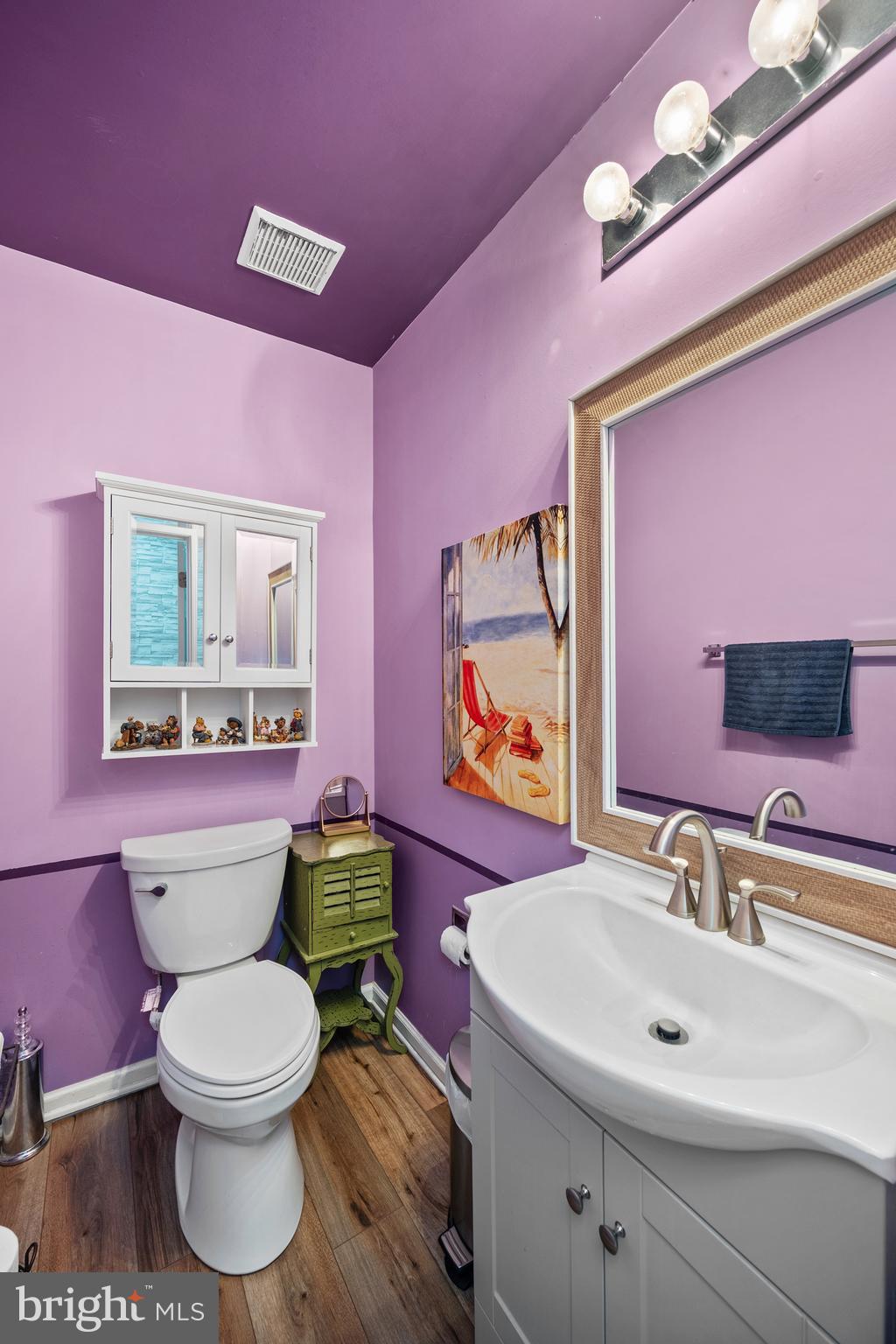 CHIMNEY HILL - Residential