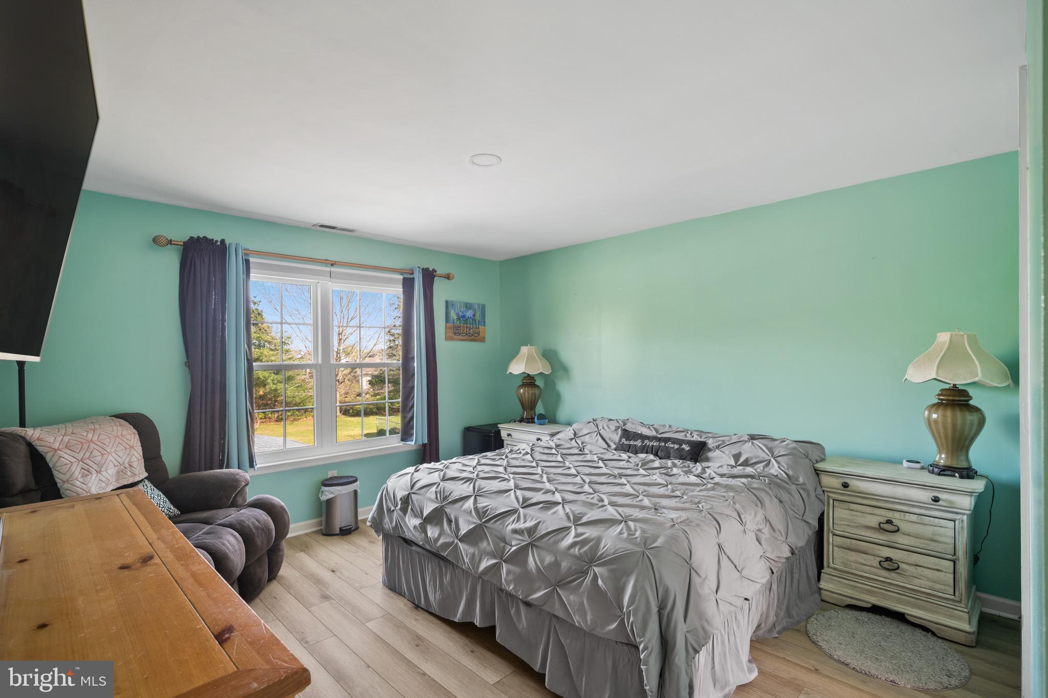 CHIMNEY HILL - Residential