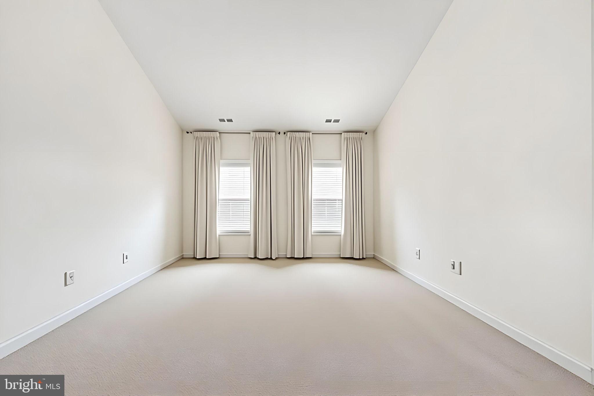 SULLIVAN ESTATES - Residential