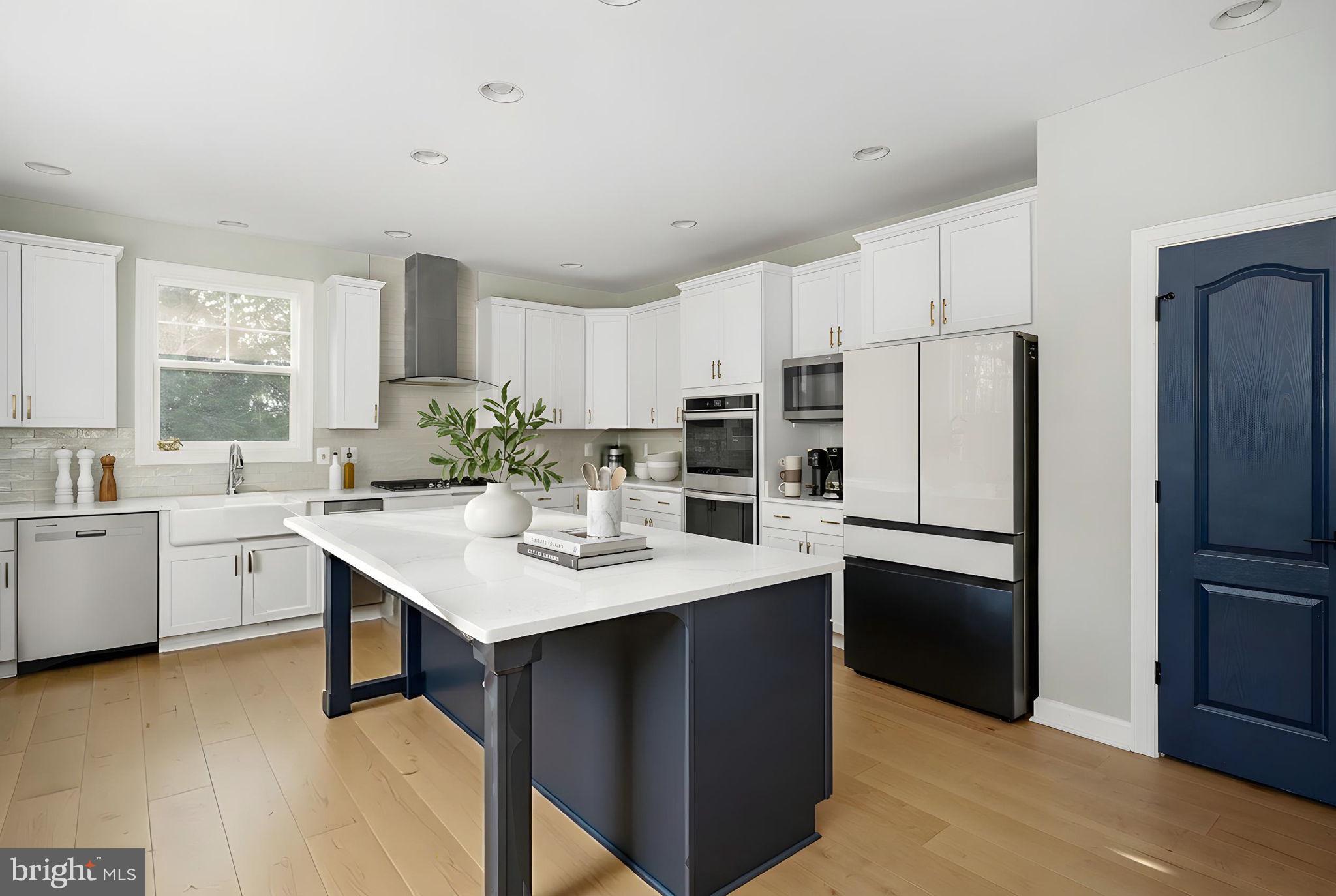 SULLIVAN ESTATES - Residential