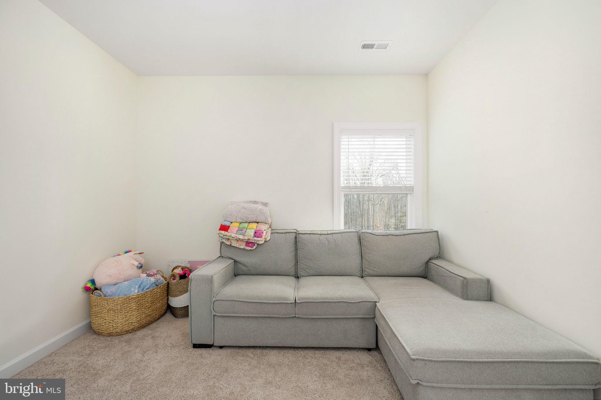 SULLIVAN ESTATES - Residential