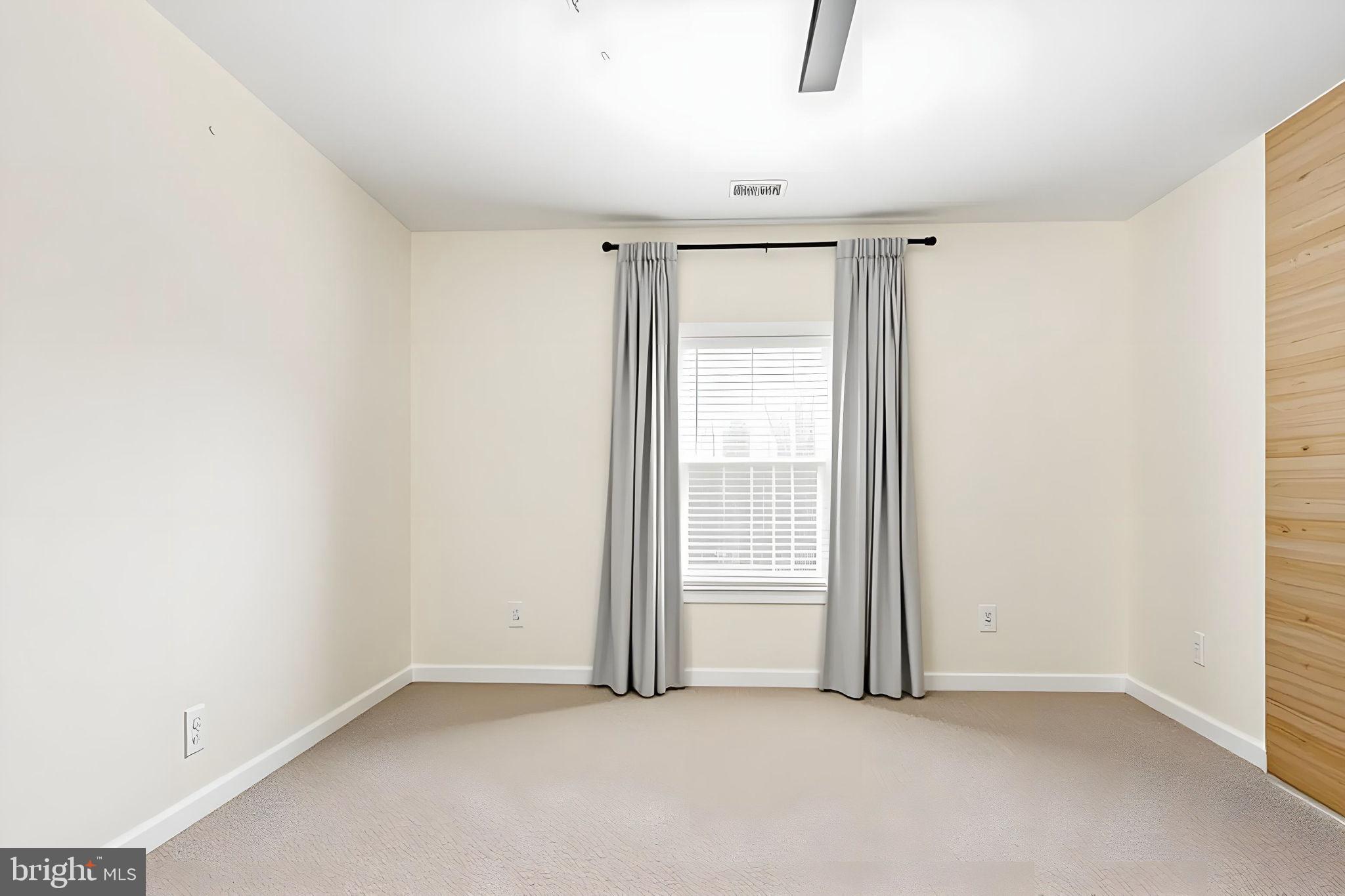 SULLIVAN ESTATES - Residential