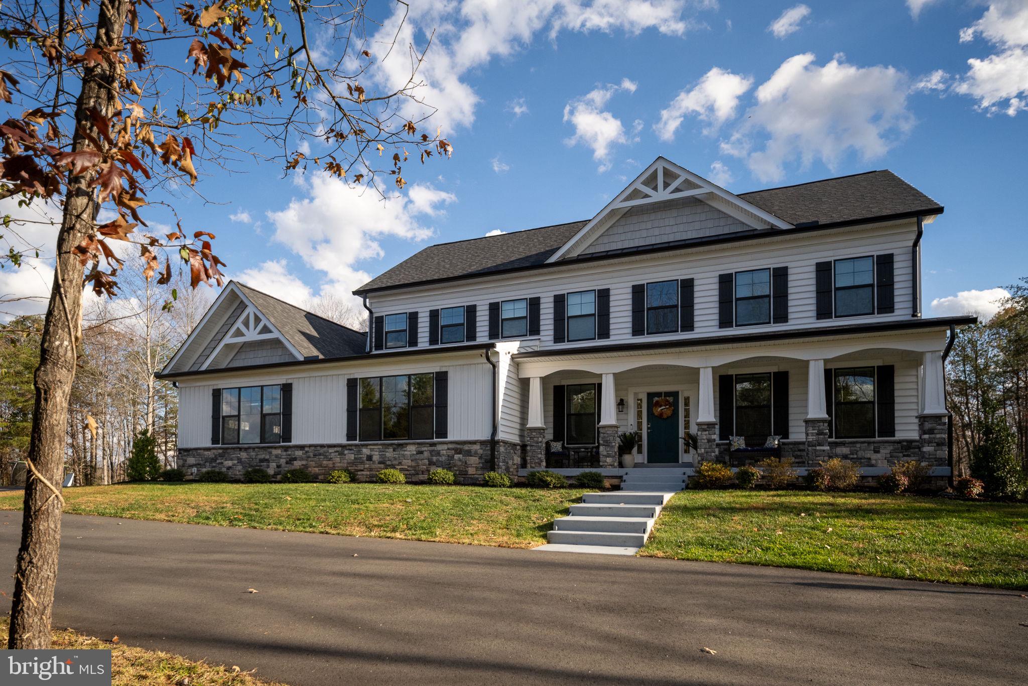 SULLIVAN ESTATES - Residential