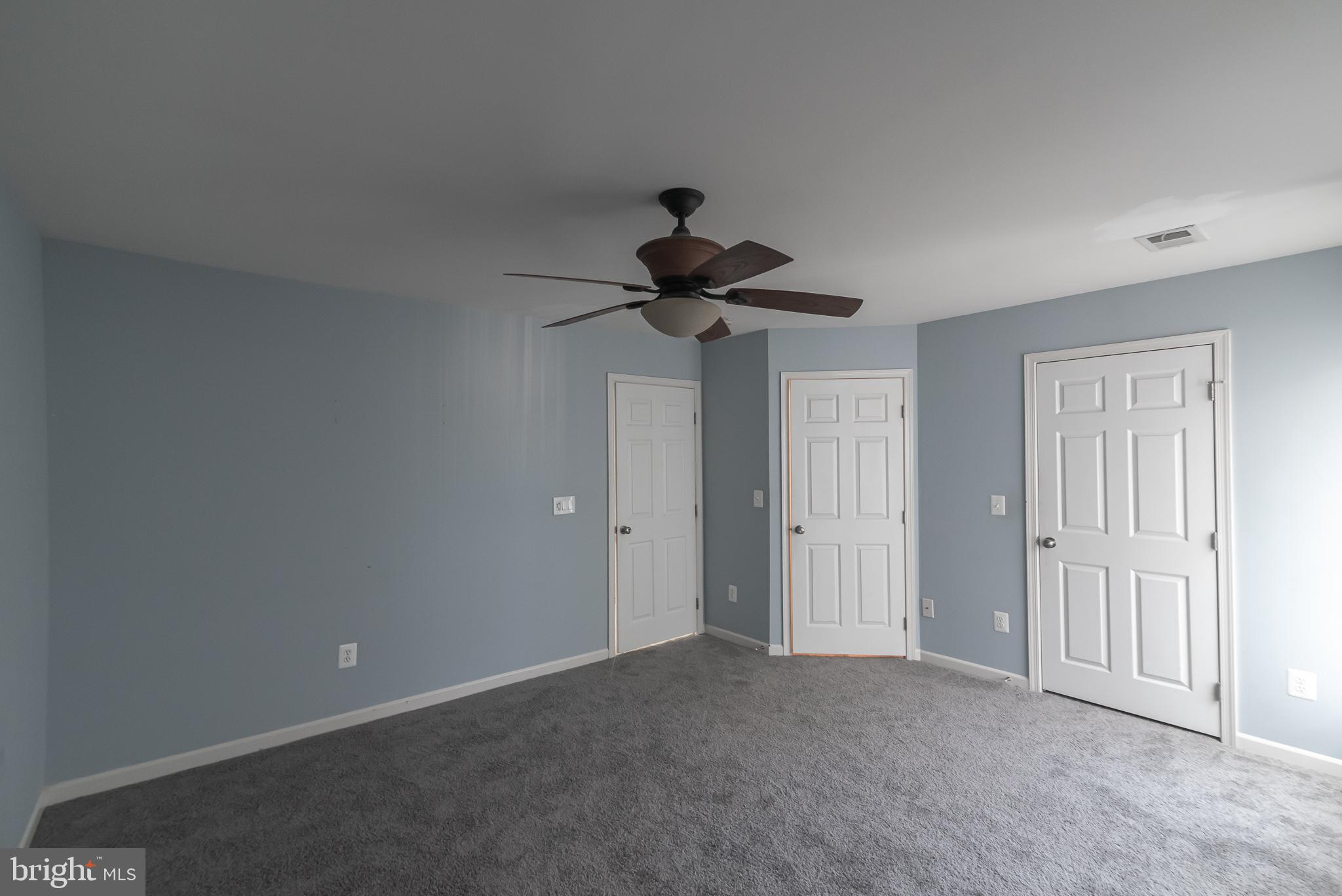 LAKELAND PLACE - Residential Lease