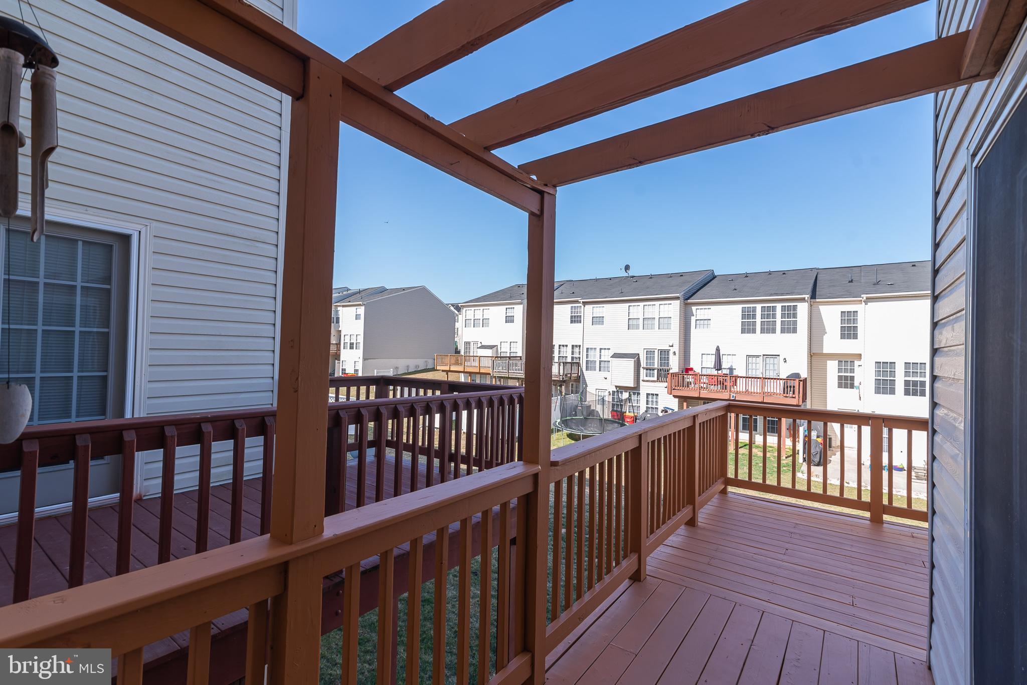 LAKELAND PLACE - Residential Lease