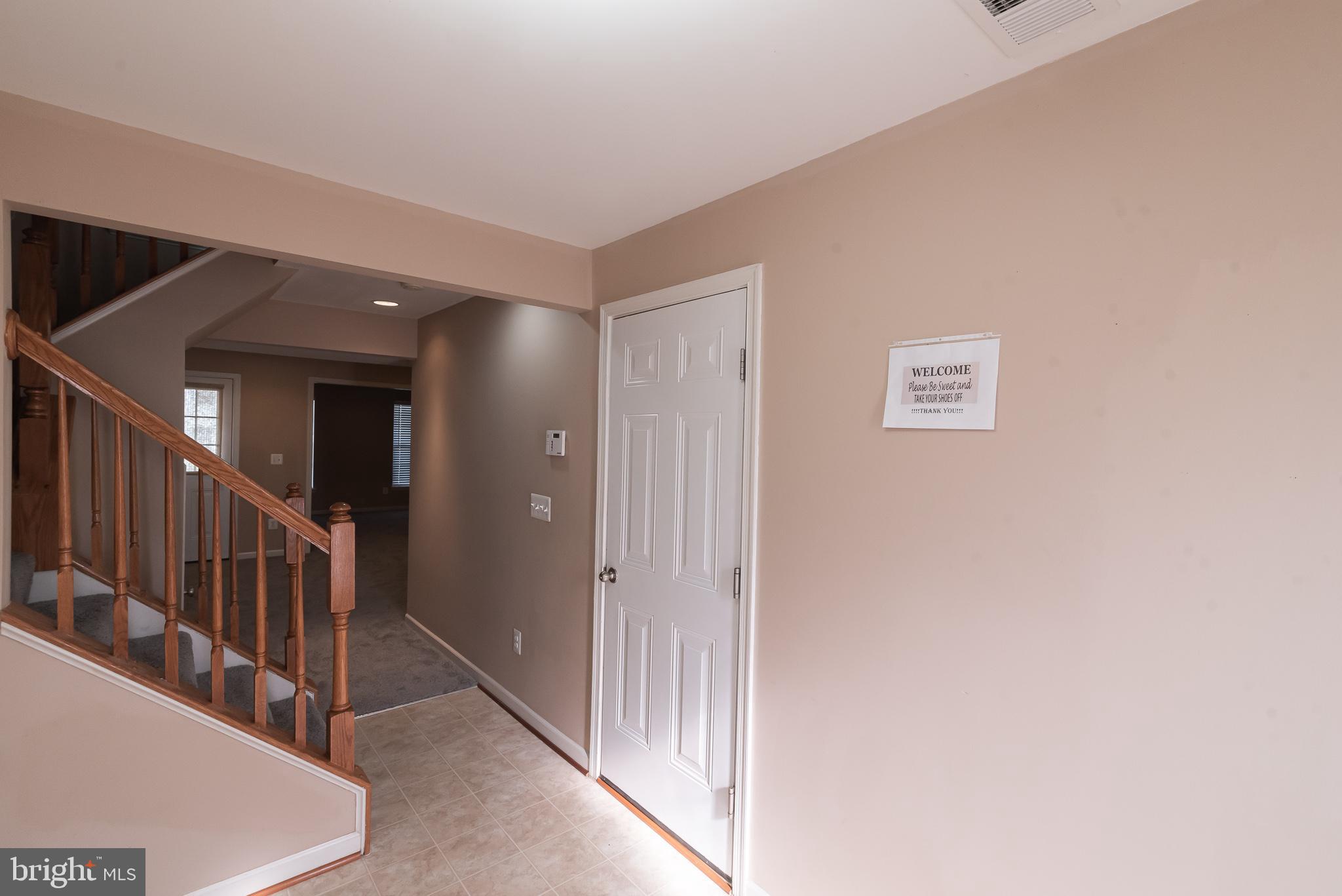 LAKELAND PLACE - Residential Lease