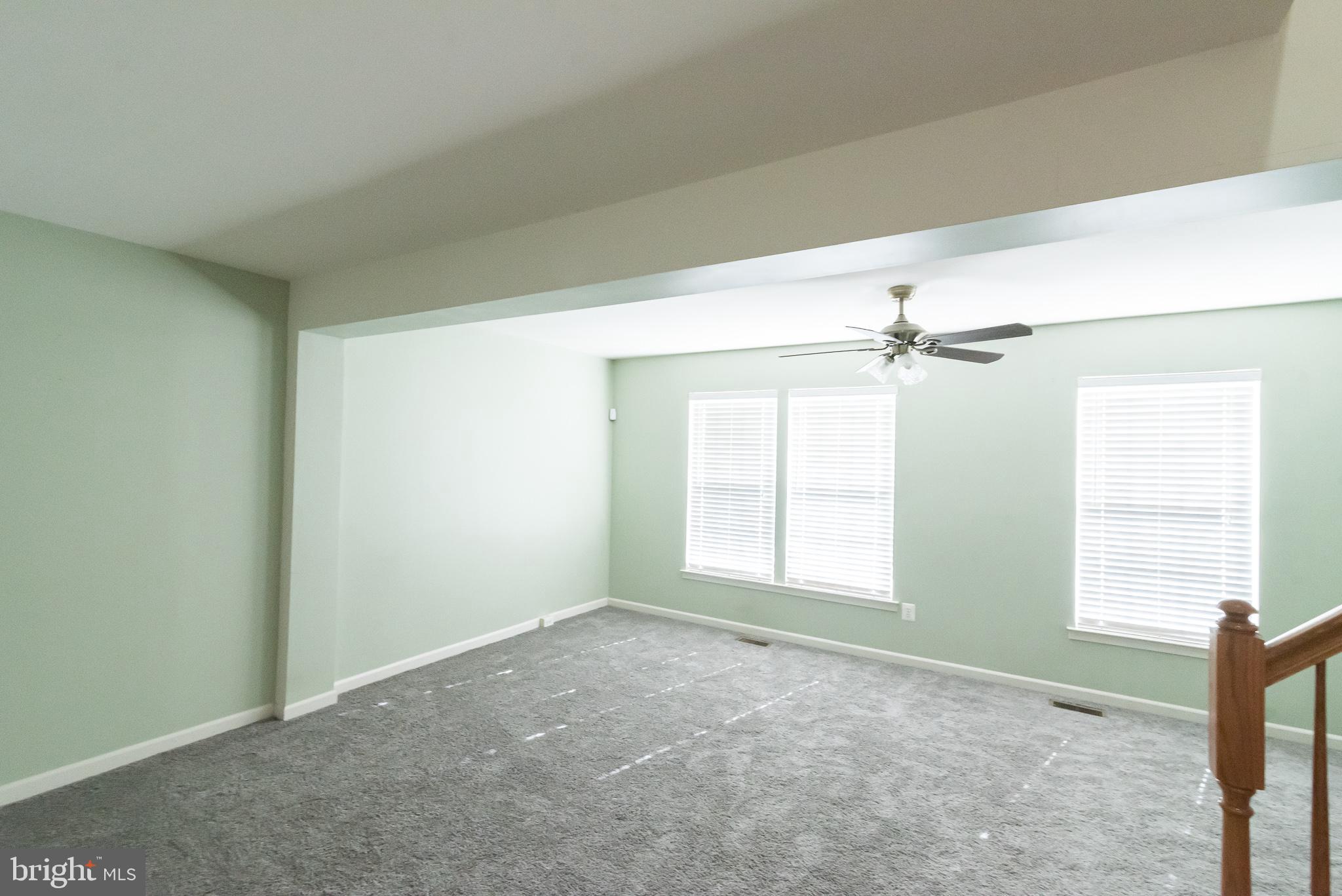 LAKELAND PLACE - Residential Lease