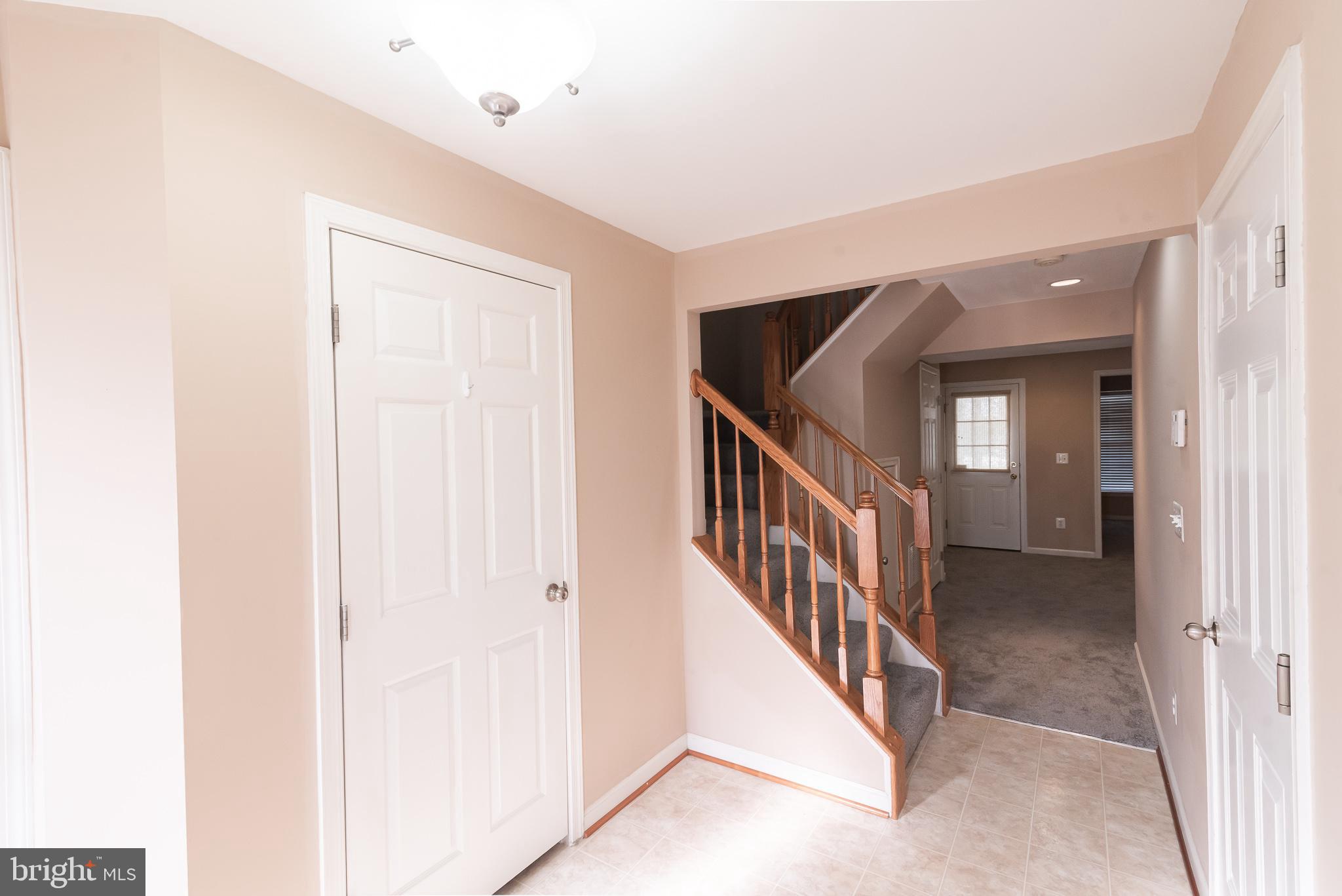 LAKELAND PLACE - Residential Lease