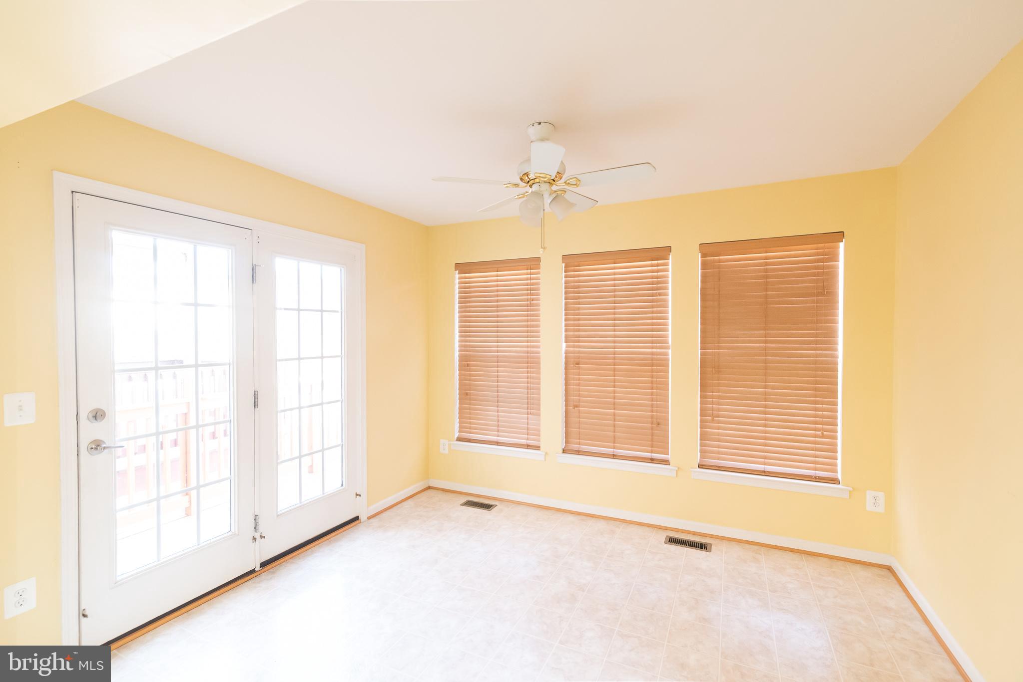 LAKELAND PLACE - Residential Lease