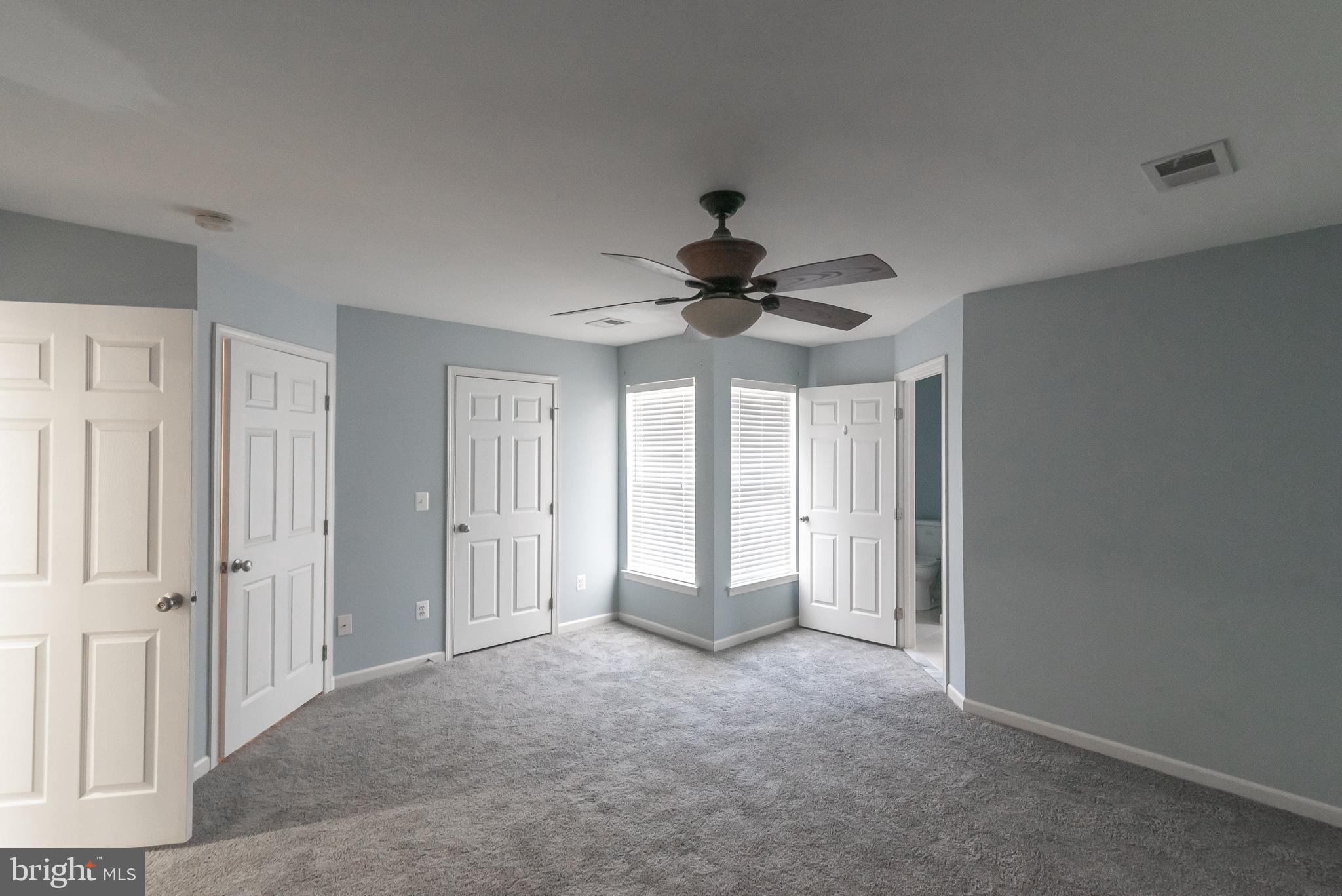 LAKELAND PLACE - Residential Lease