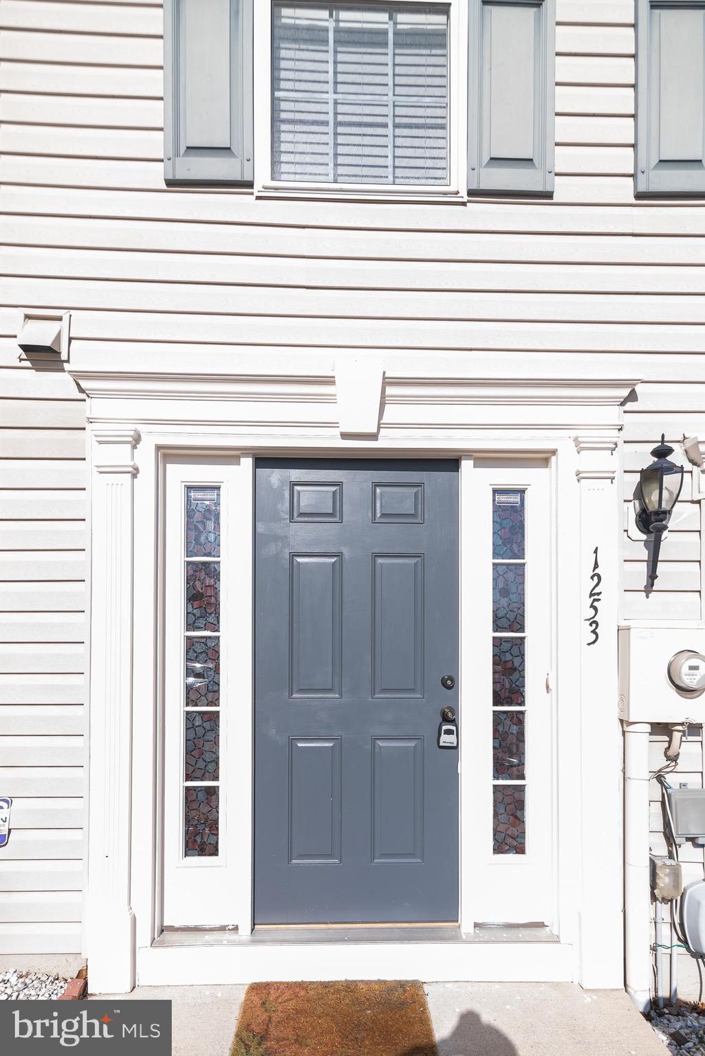 LAKELAND PLACE - Residential Lease