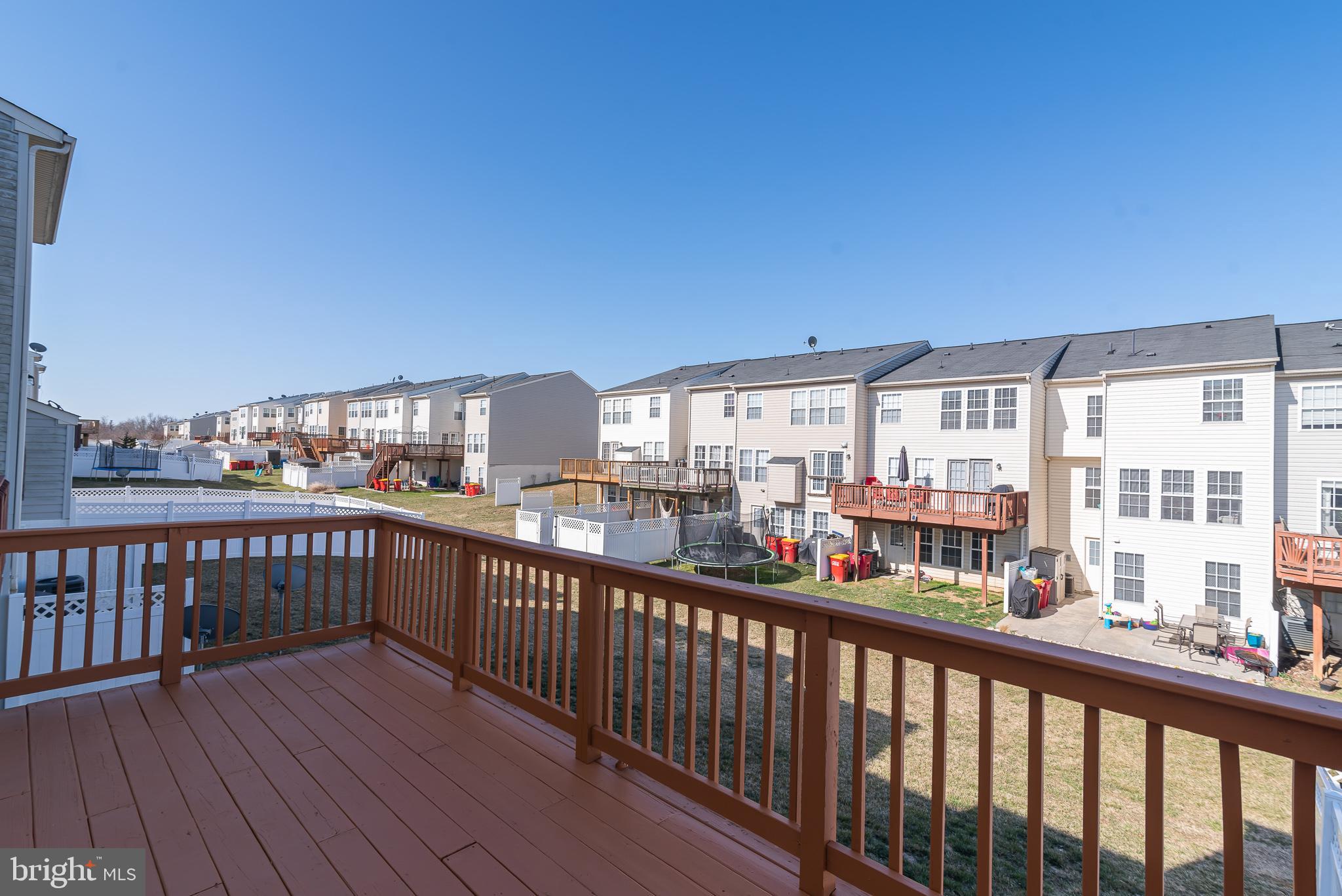 LAKELAND PLACE - Residential Lease