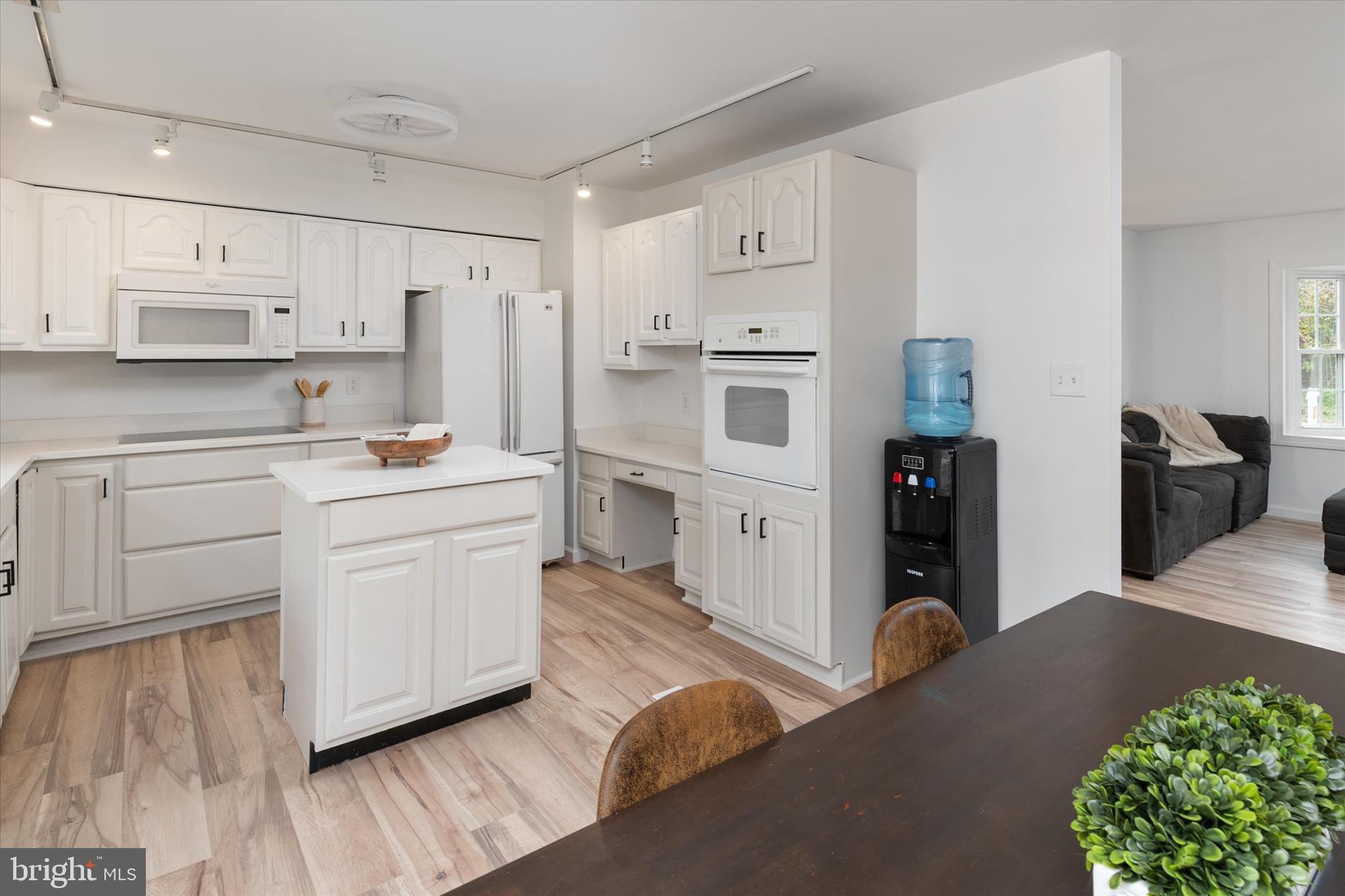 SPRINGDALE - Residential