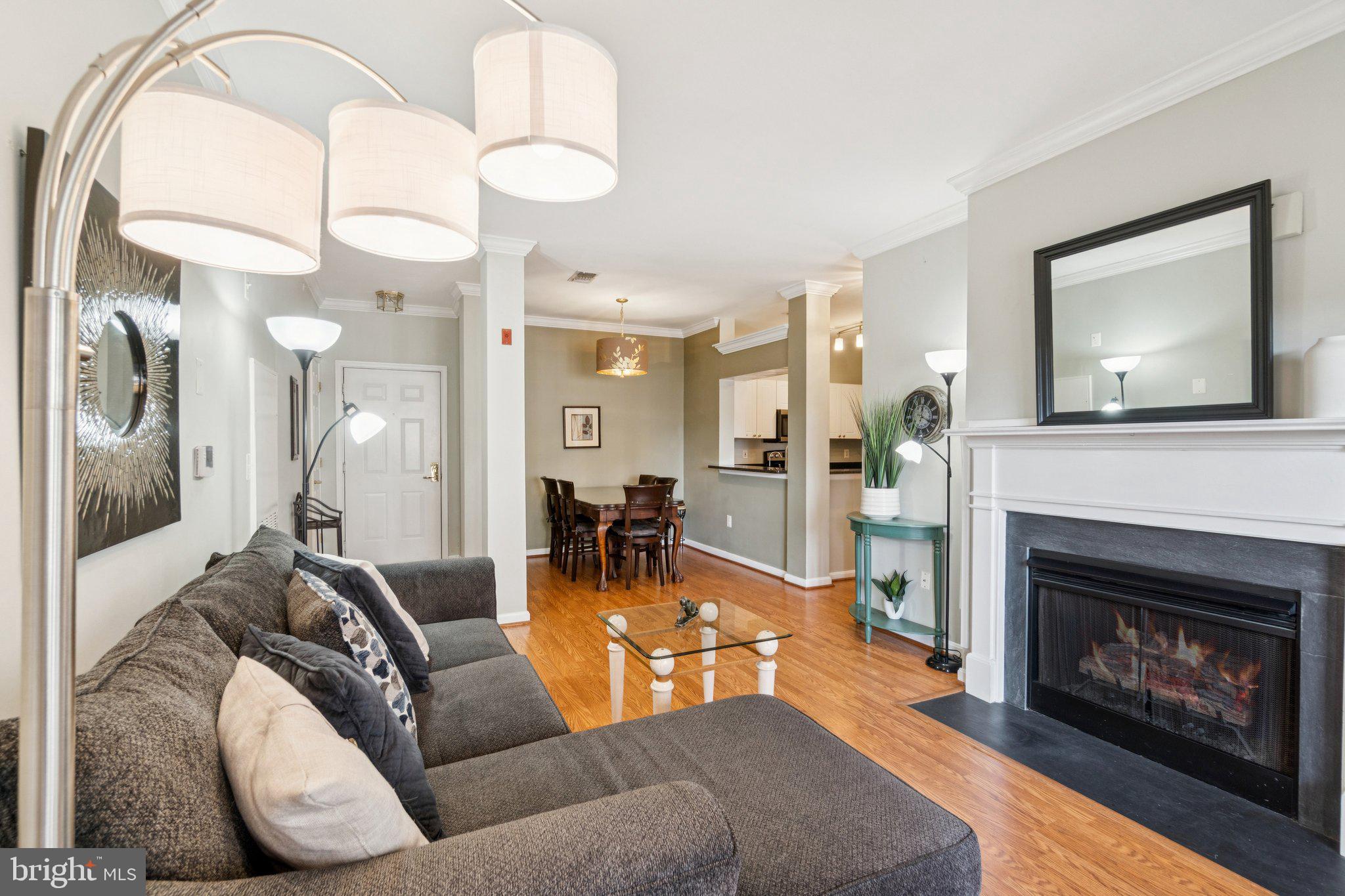 4550 STRUTFIELD LANE 2424