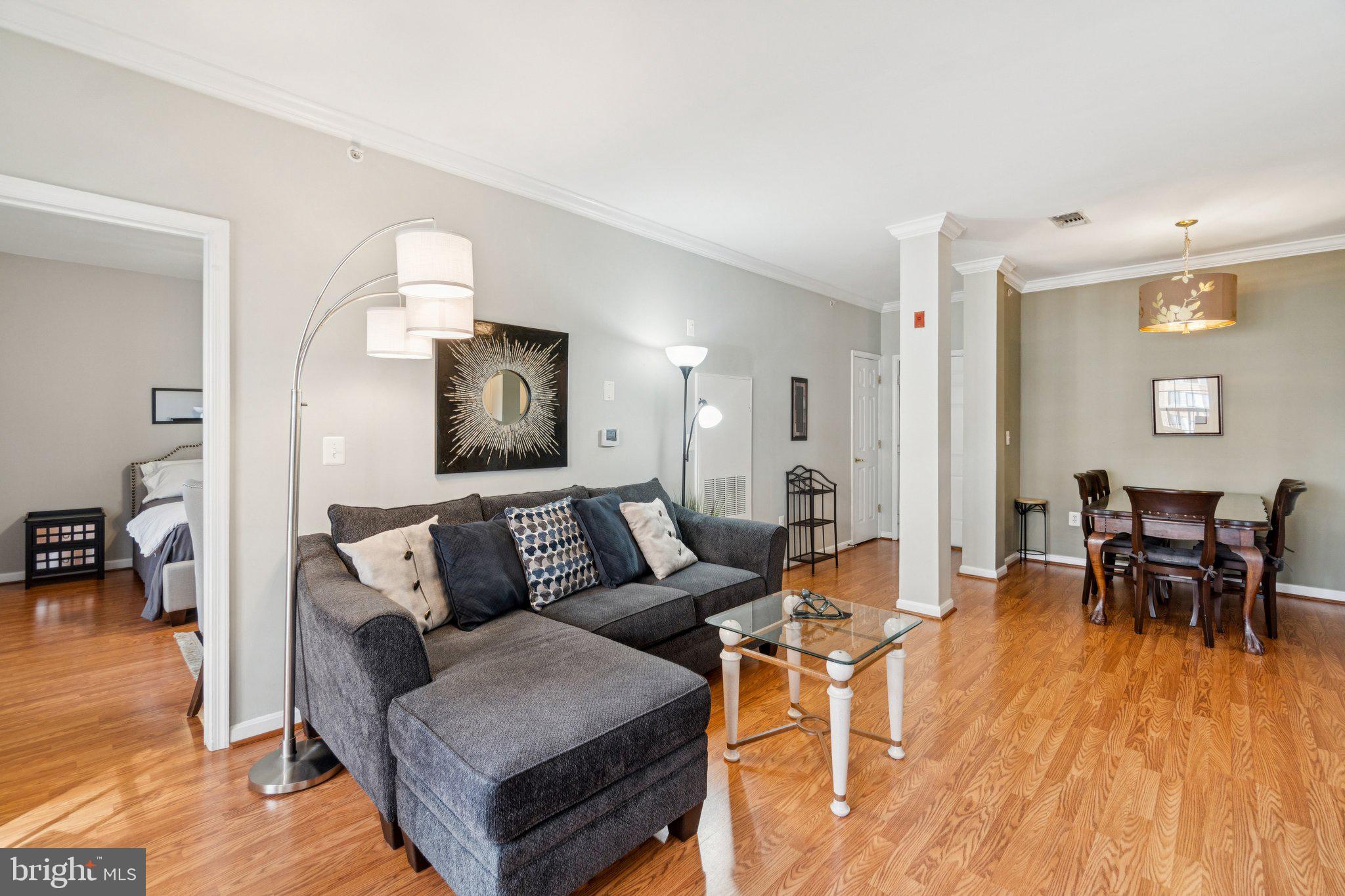 4550 STRUTFIELD LANE 2424