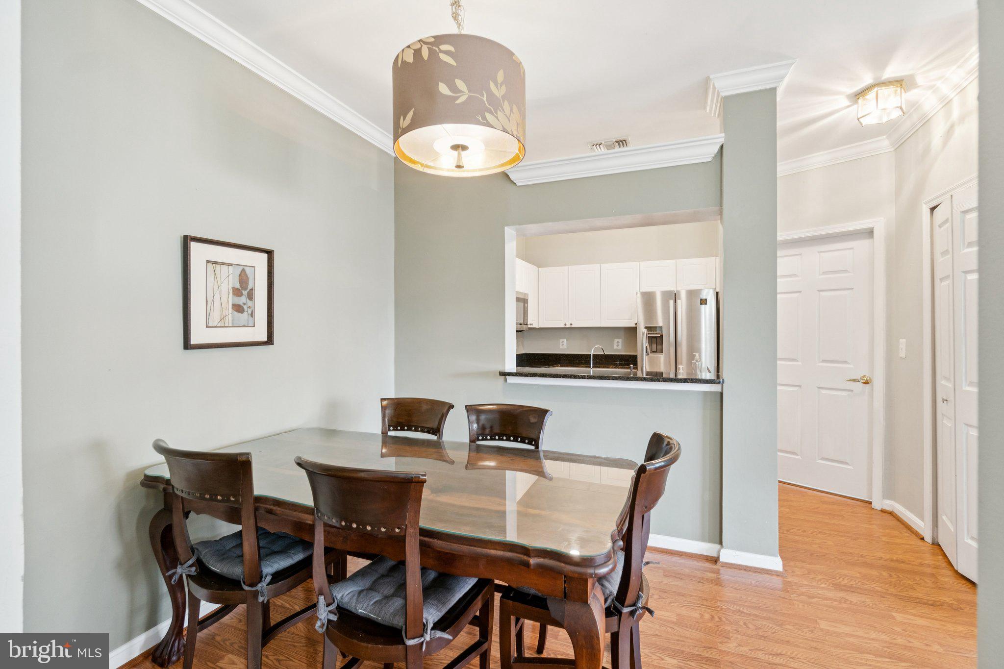 4550 STRUTFIELD LANE 2424