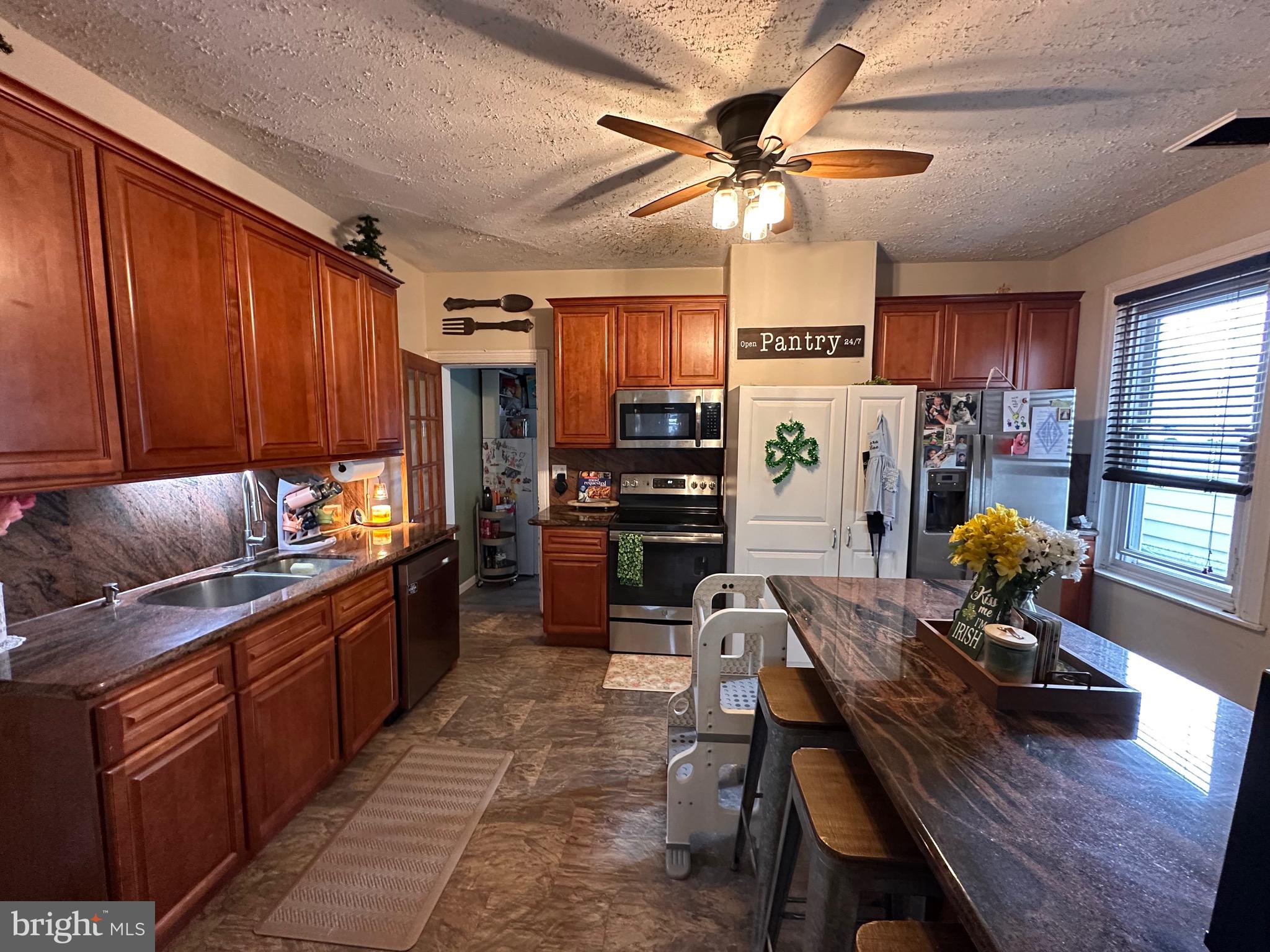 HOLMESBURG - Residential