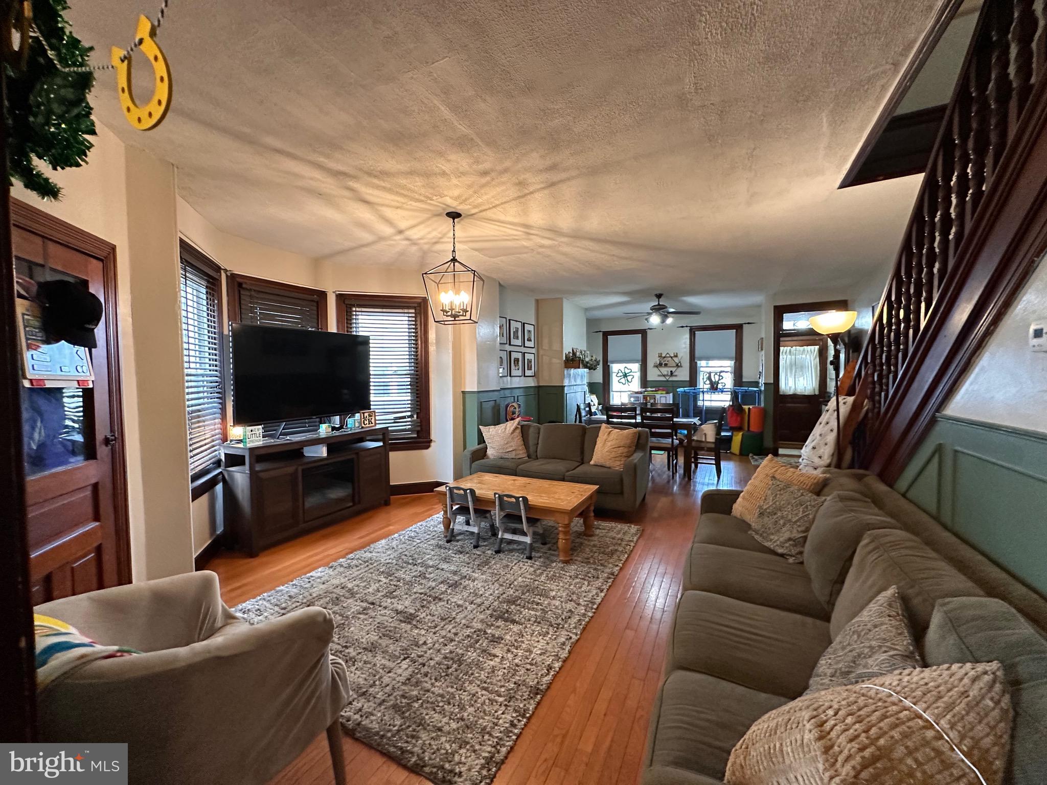 HOLMESBURG - Residential