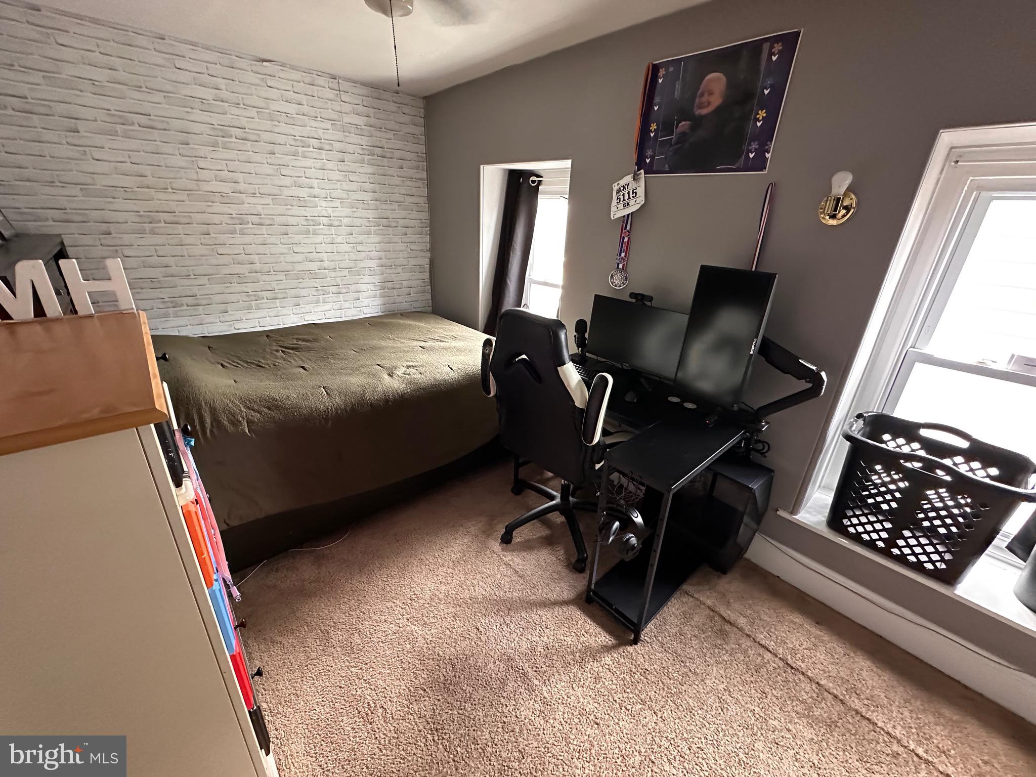 HOLMESBURG - Residential