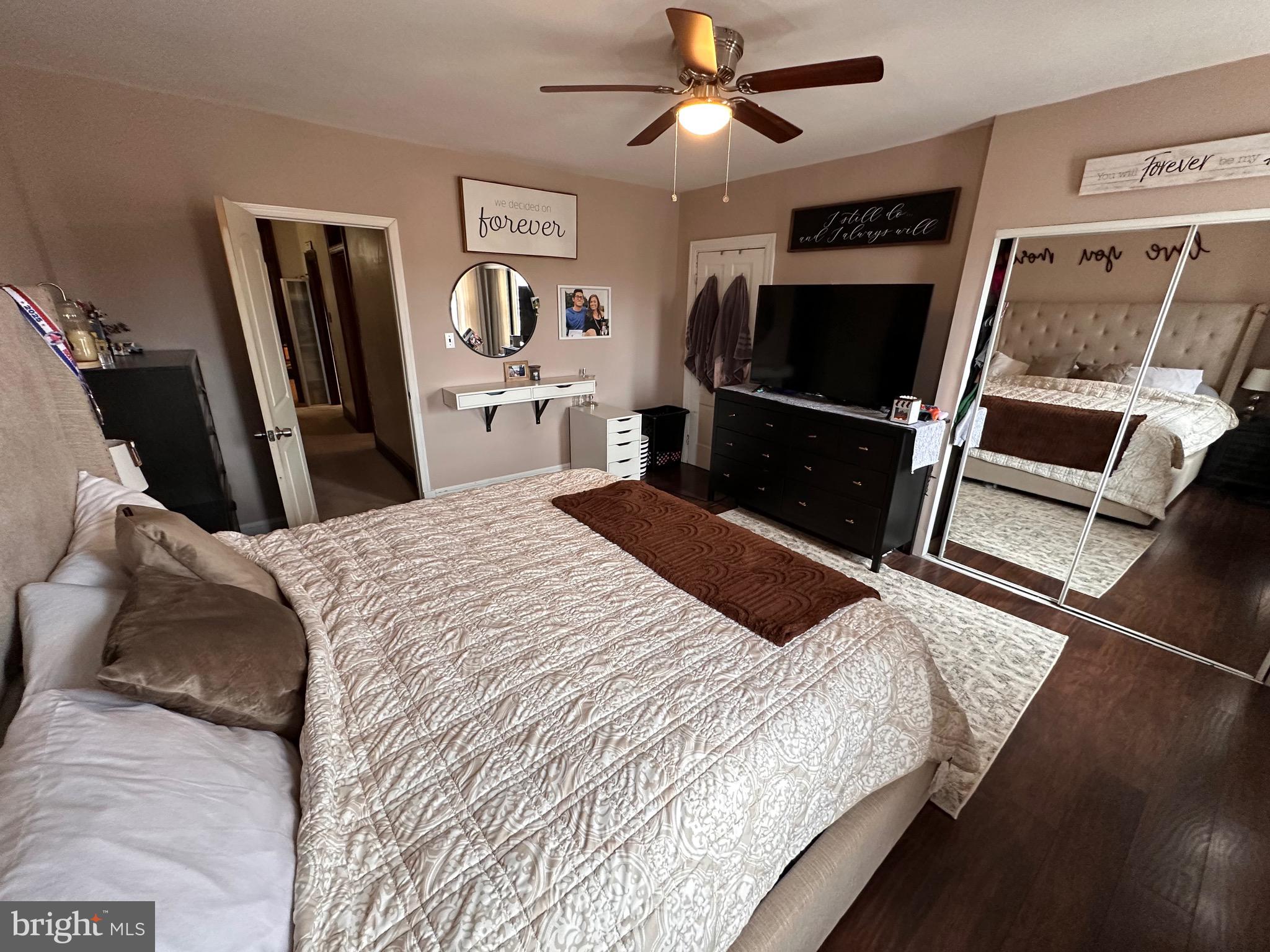 HOLMESBURG - Residential