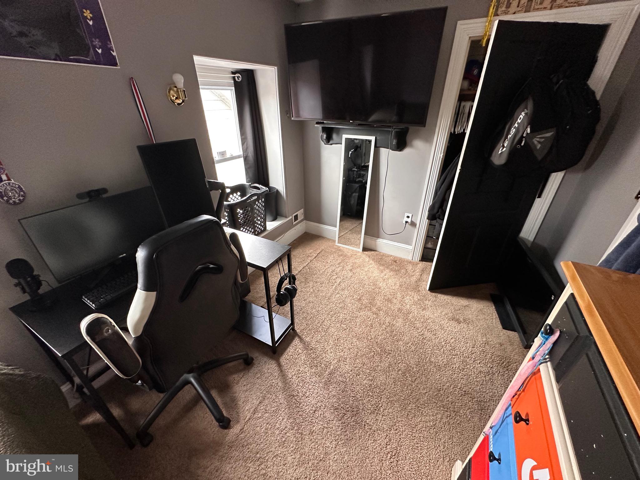 HOLMESBURG - Residential