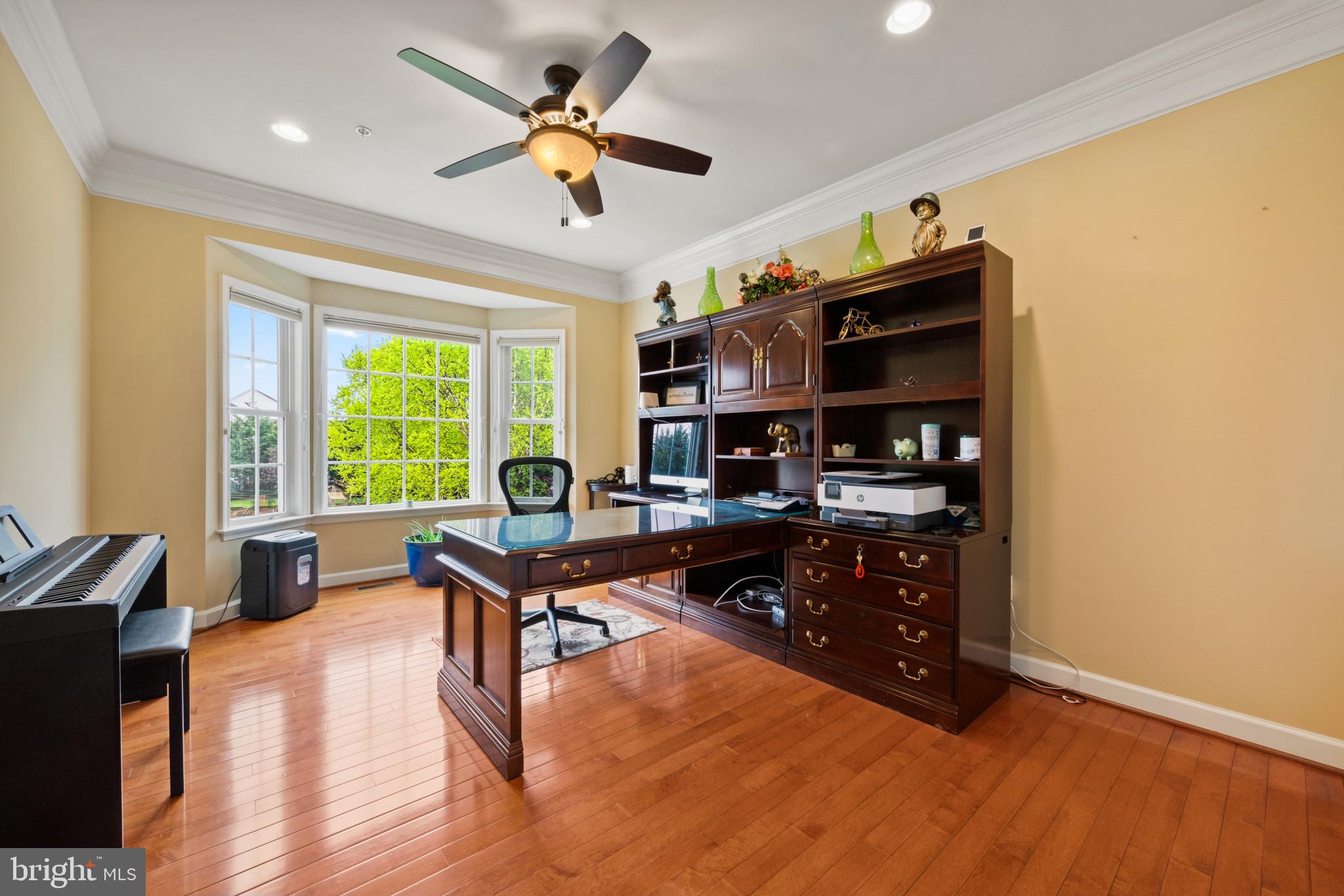 WARFIELD ESTATES - Residential