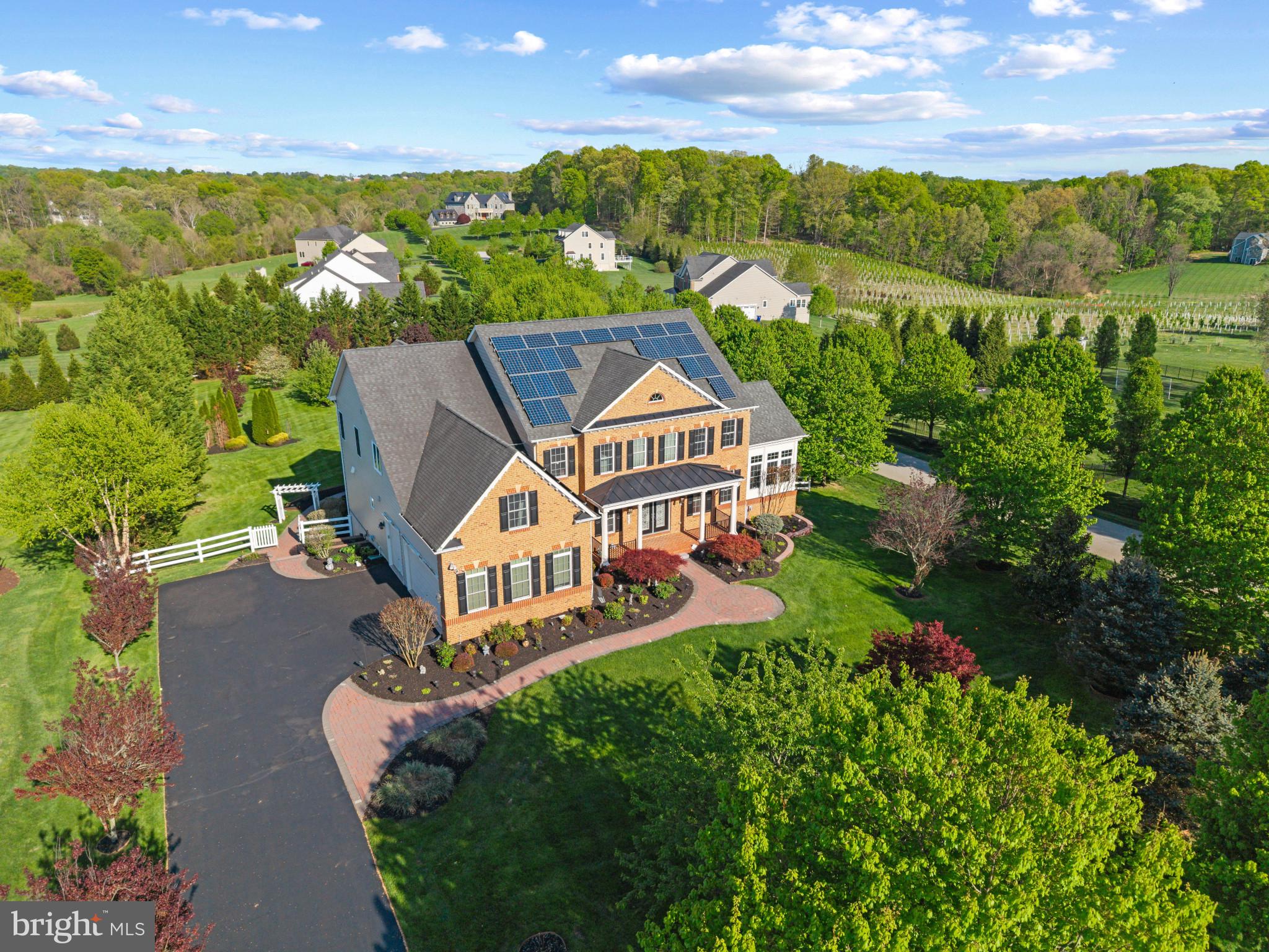 WARFIELD ESTATES - Residential