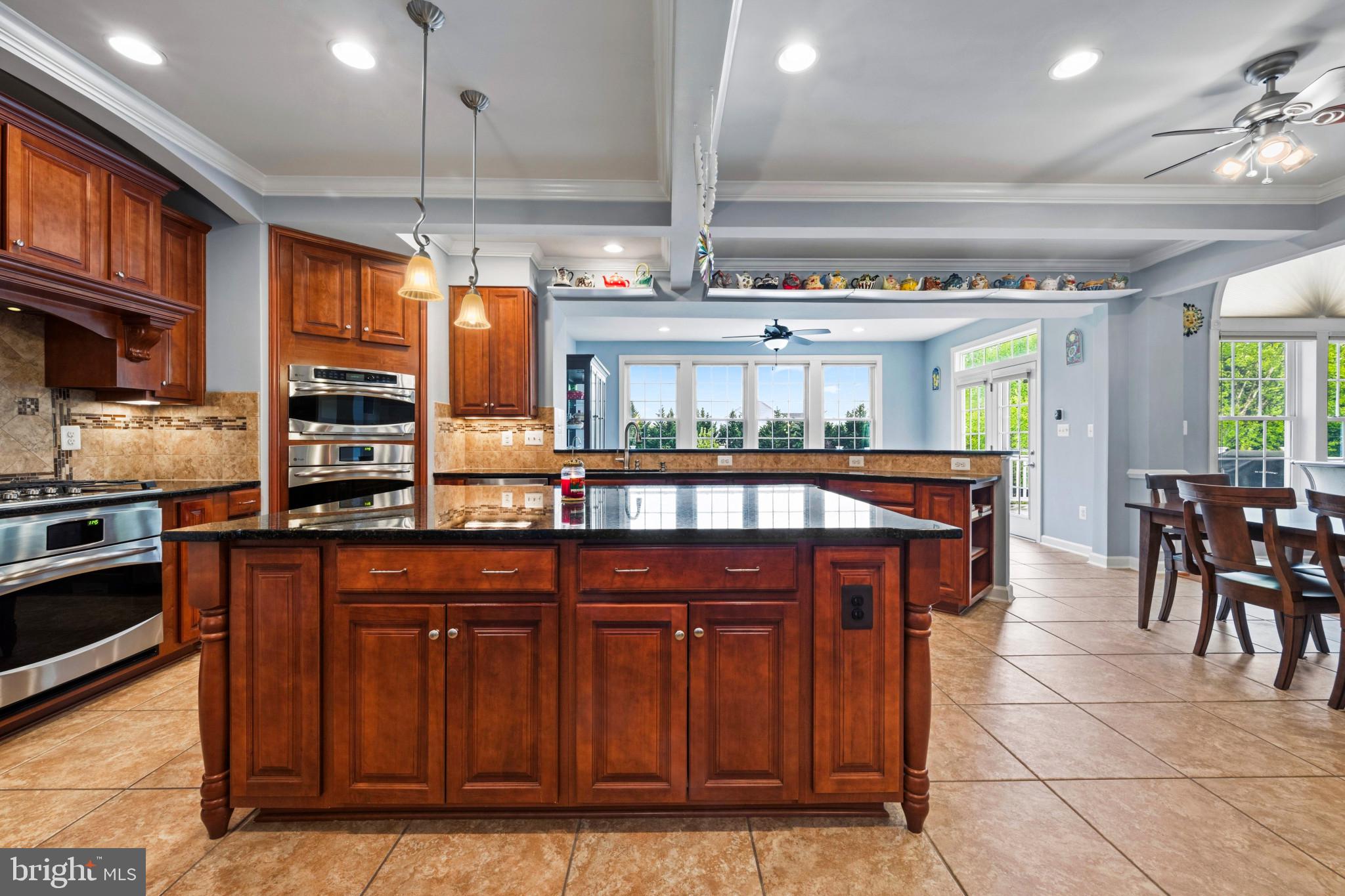 WARFIELD ESTATES - Residential