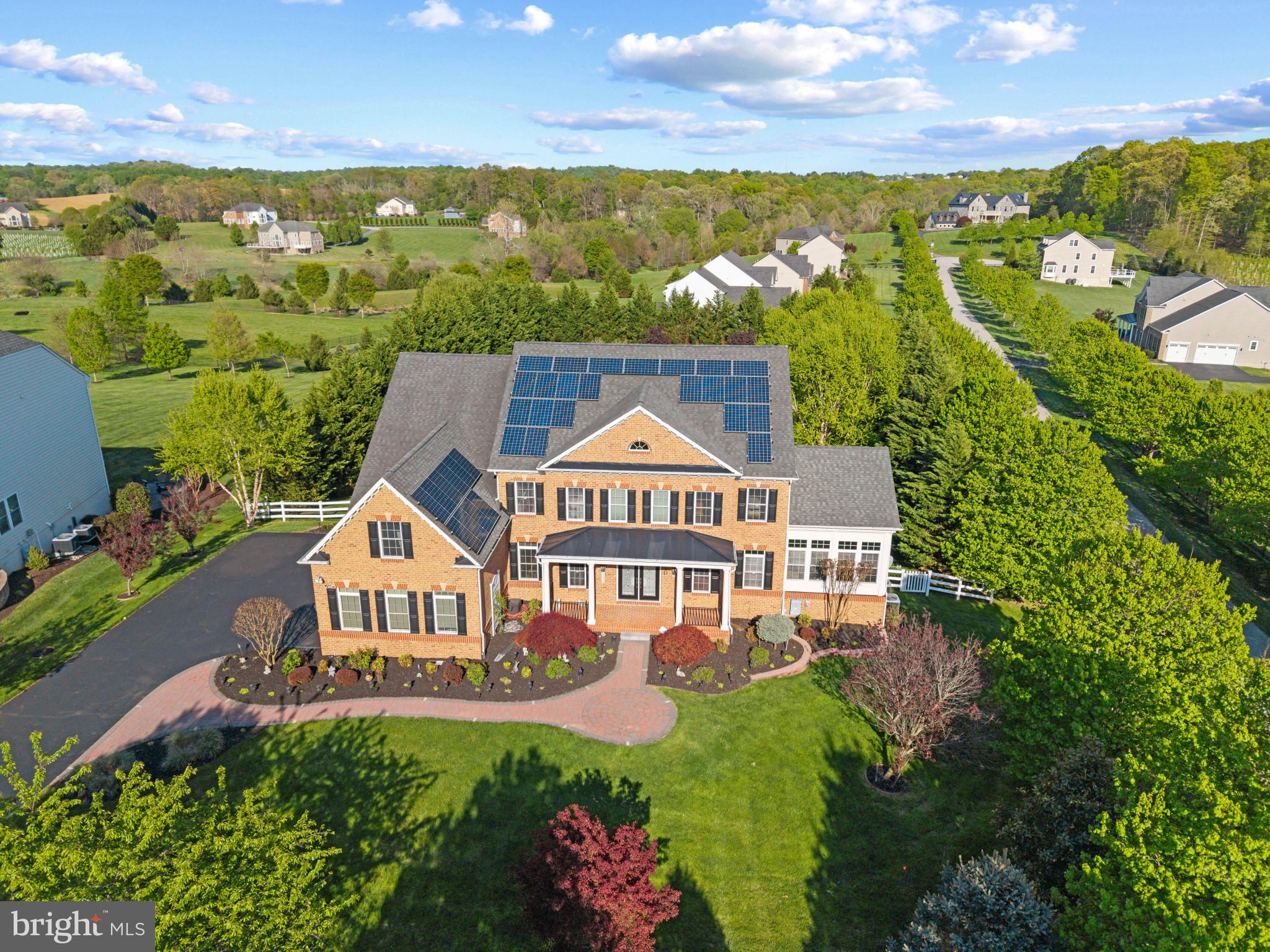 WARFIELD ESTATES - Residential