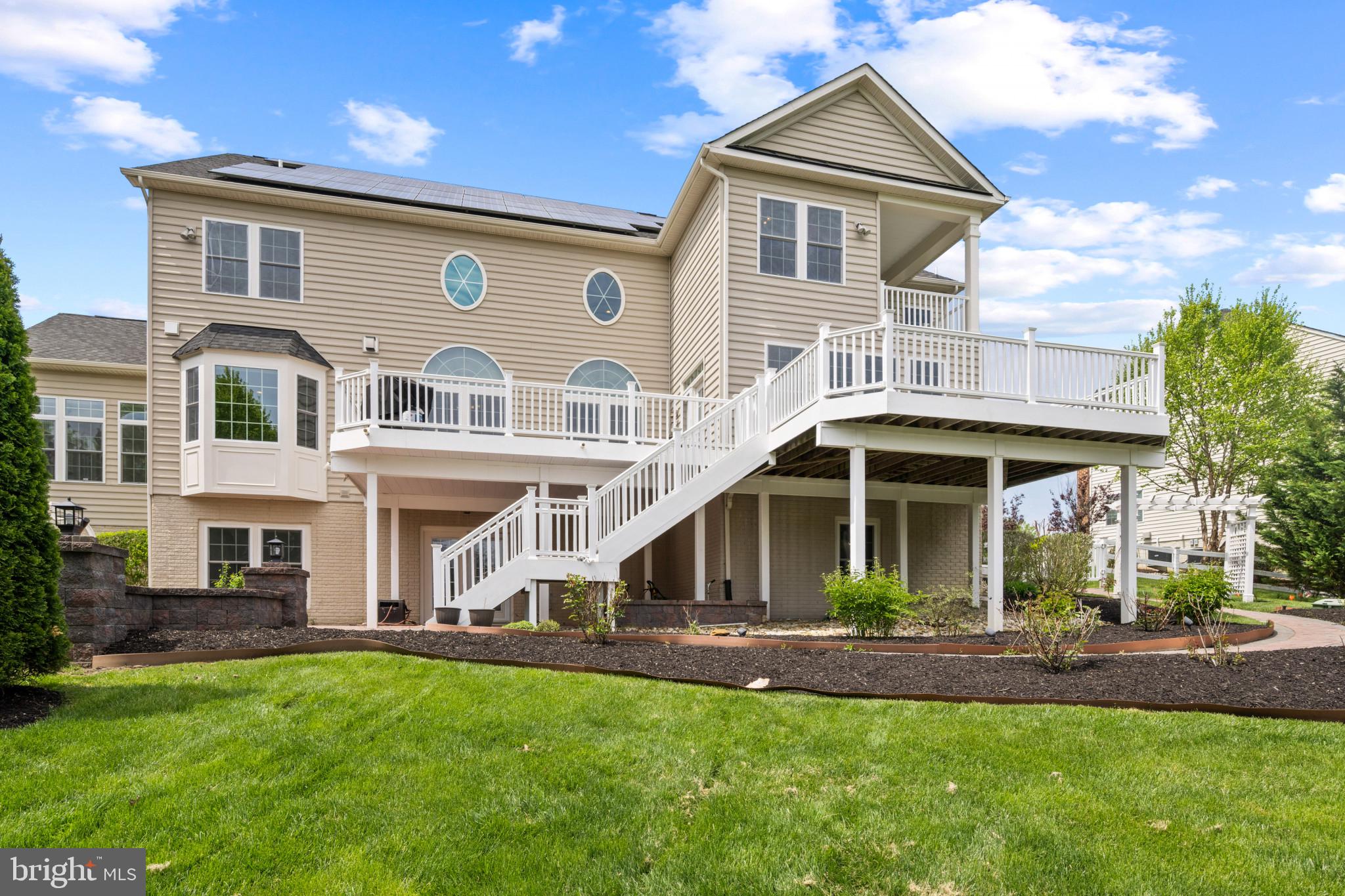 WARFIELD ESTATES - Residential