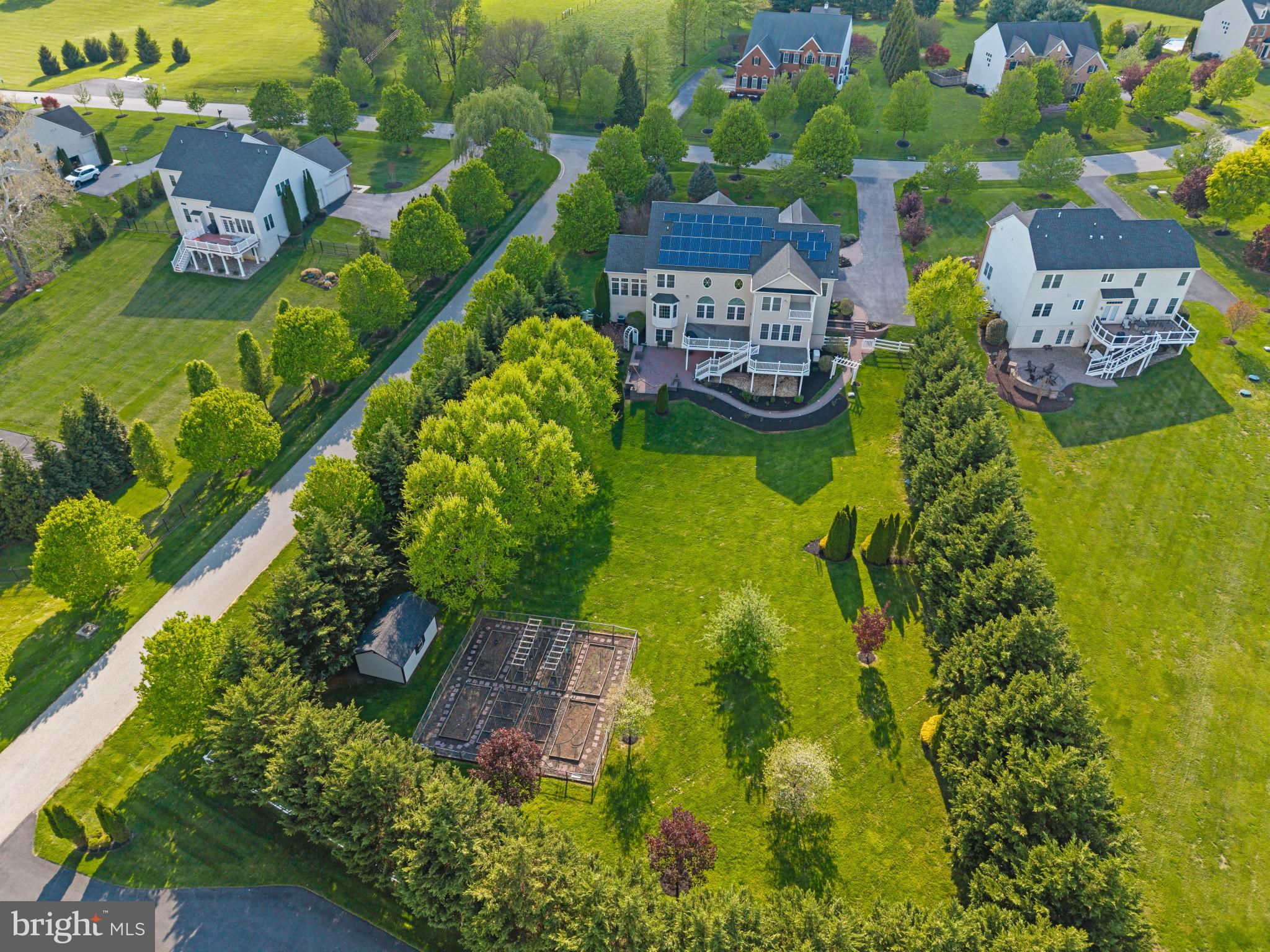 WARFIELD ESTATES - Residential