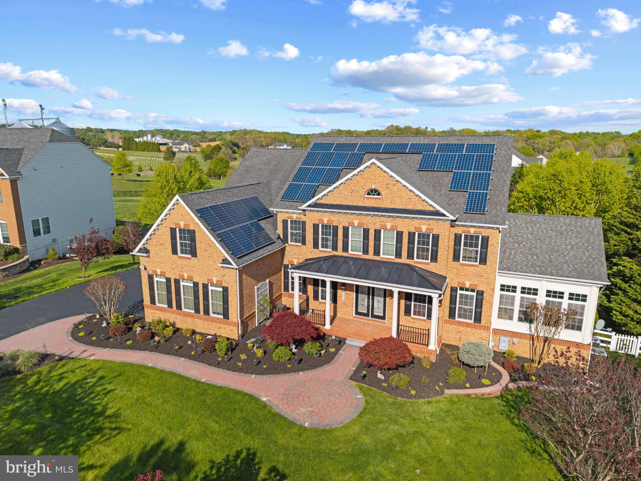 WARFIELD ESTATES - Residential